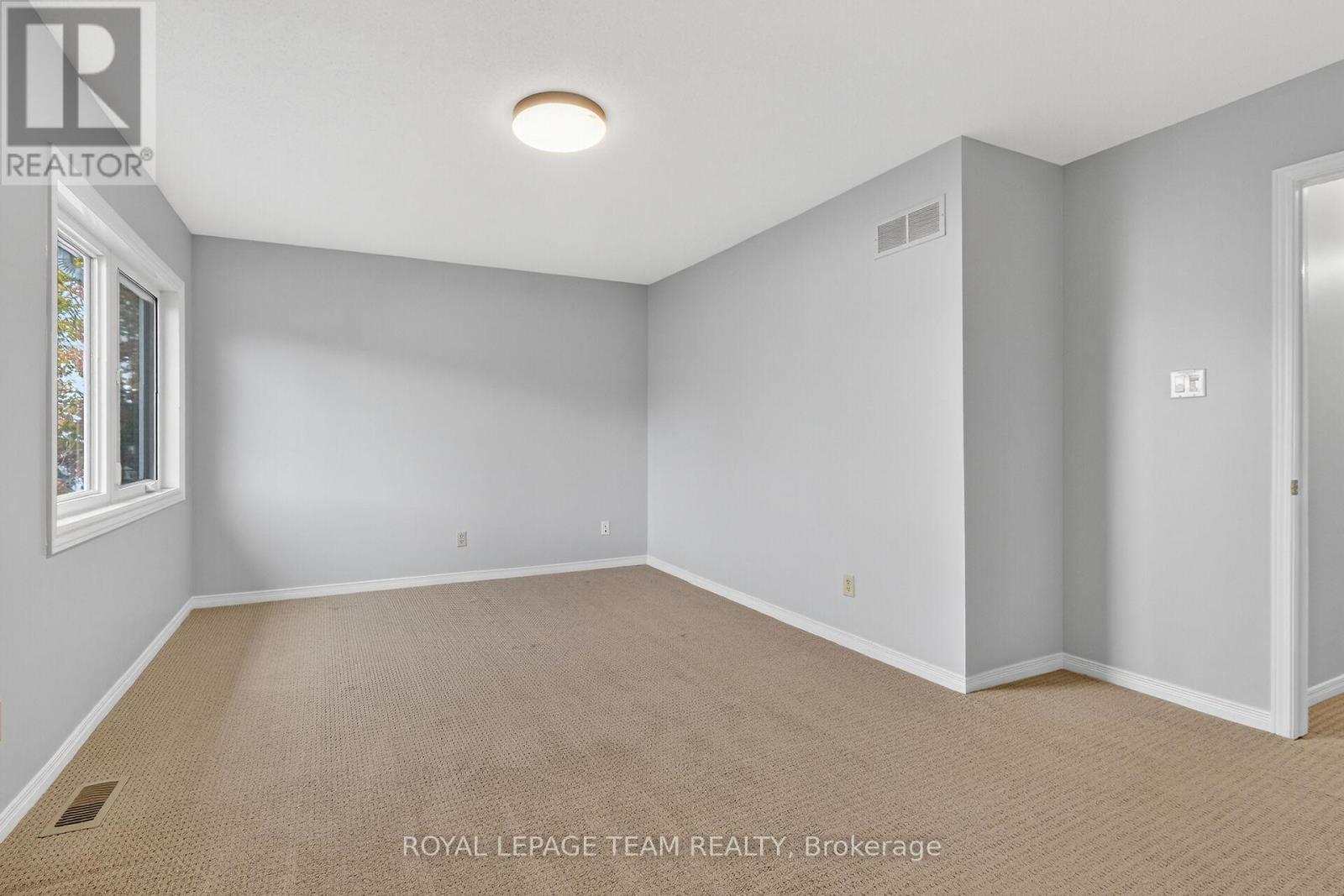 1475 York Mills Drive, Ottawa, ON - Indoor Photo Showing Other Room