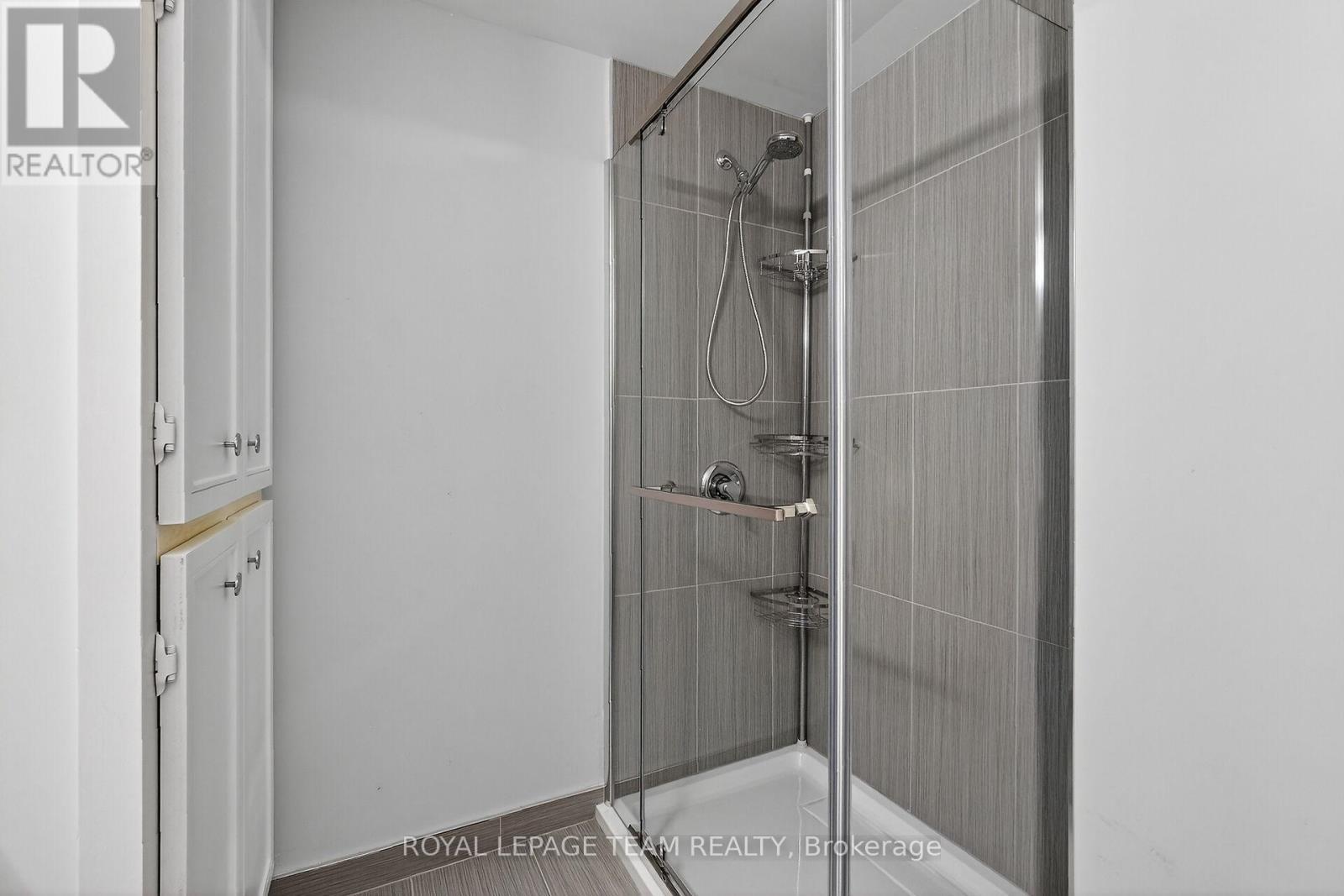 1475 York Mills Drive, Ottawa, ON - Indoor Photo Showing Bathroom