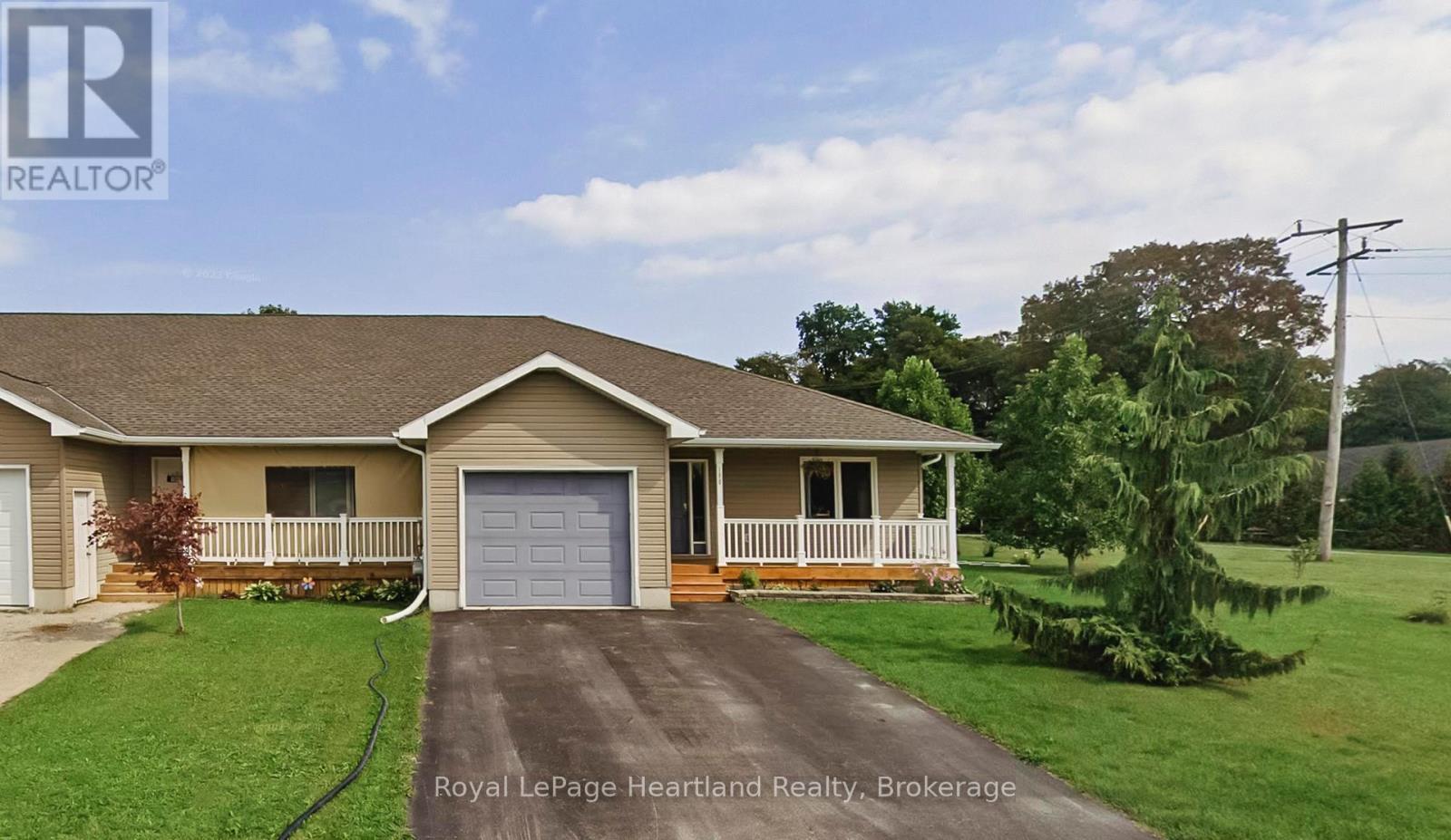 180 Toronto Boulevard, Huron East (Vanastra), ON - Outdoor With Deck Patio Veranda