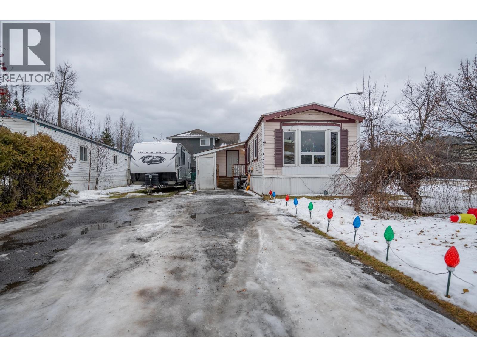 5203 Cook Place, Prince George, BC - Outdoor