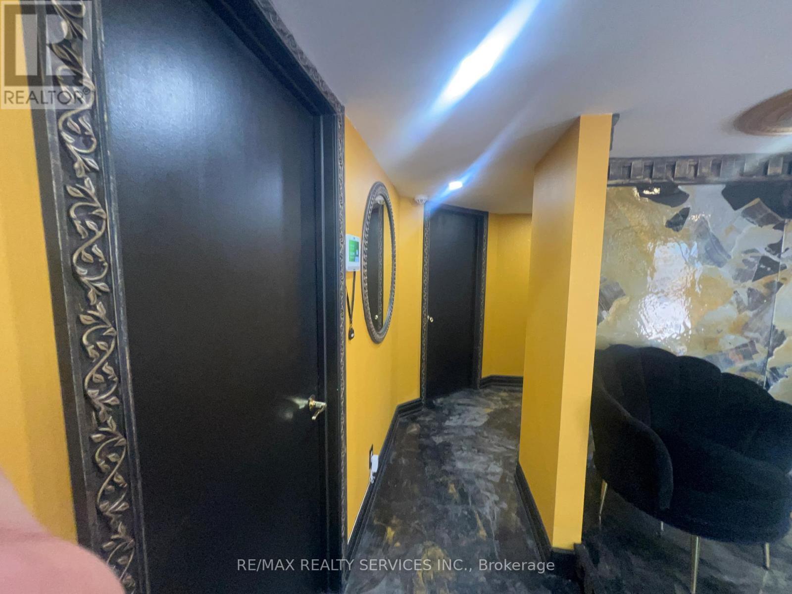 34 Berwick Avenue, Toronto, ON