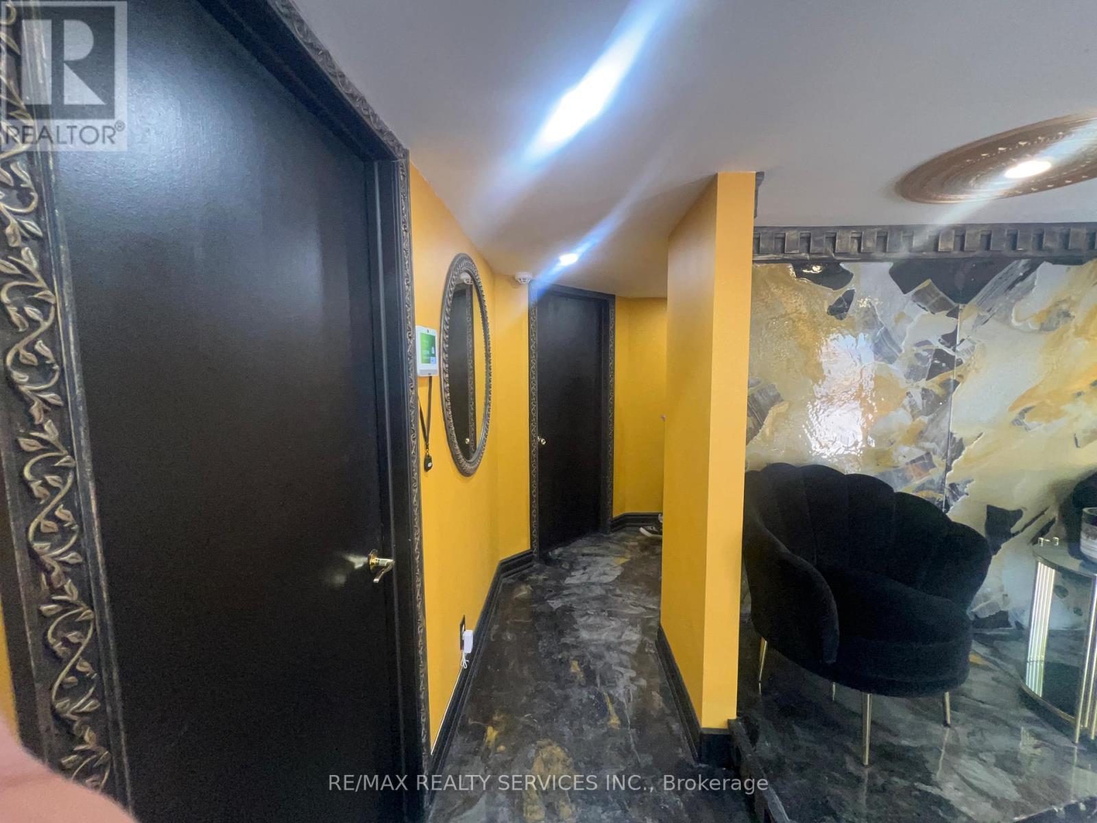 34 Berwick Avenue, Toronto, ON