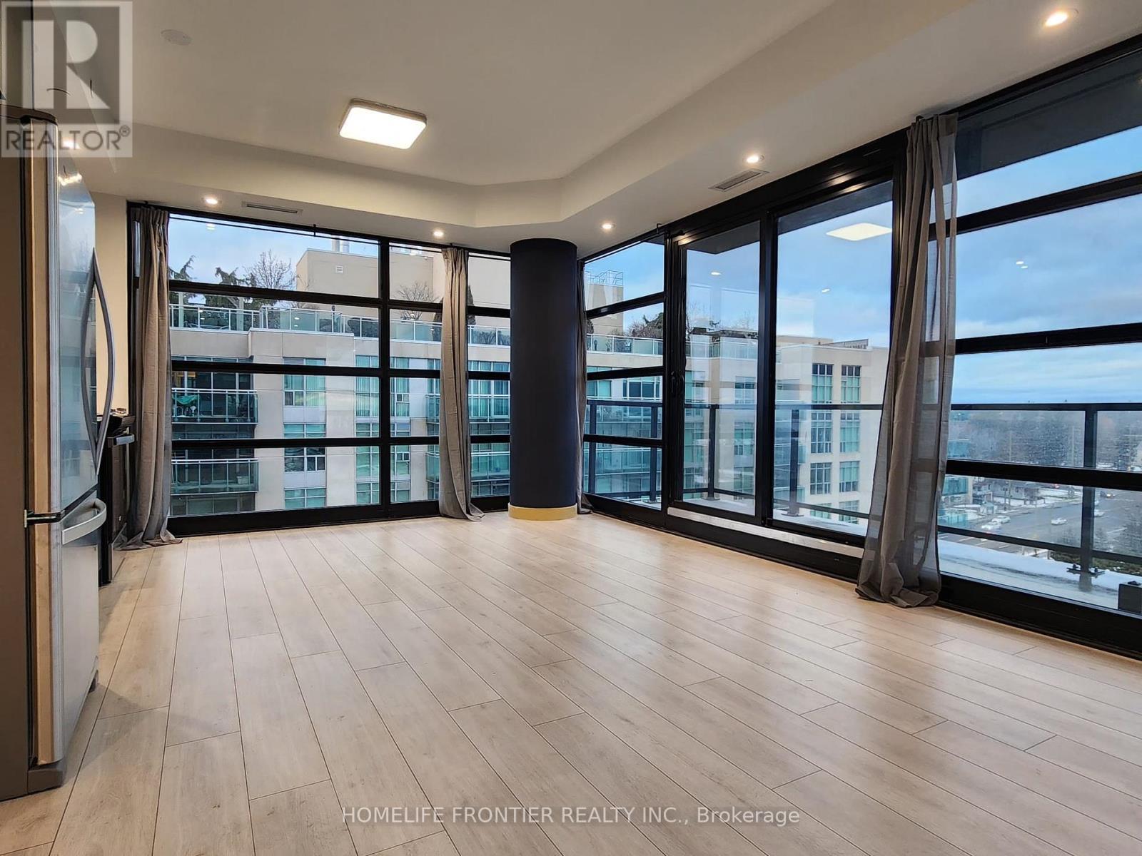 902 A - 1606 Charles Street, Whitby, ON - Indoor Photo Showing Other Room