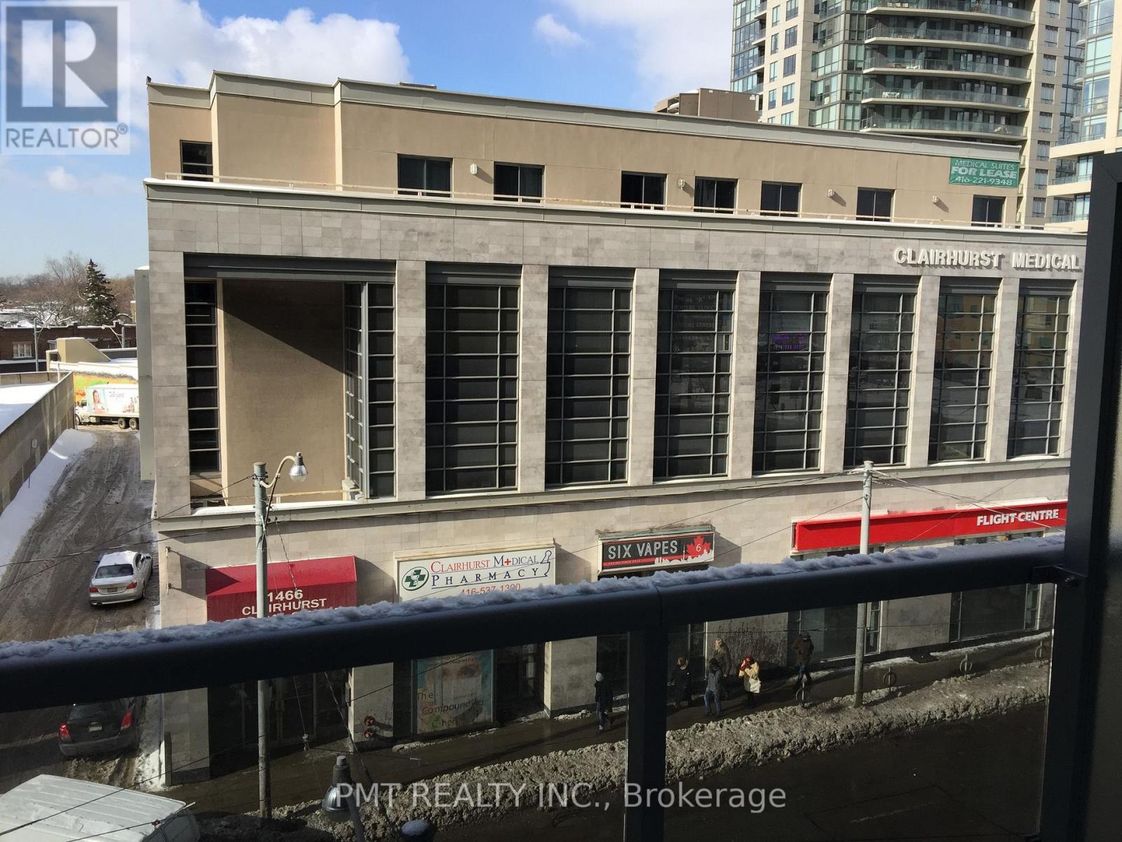 322 - 501 St. Clair Avenue W, Toronto, ON - Outdoor