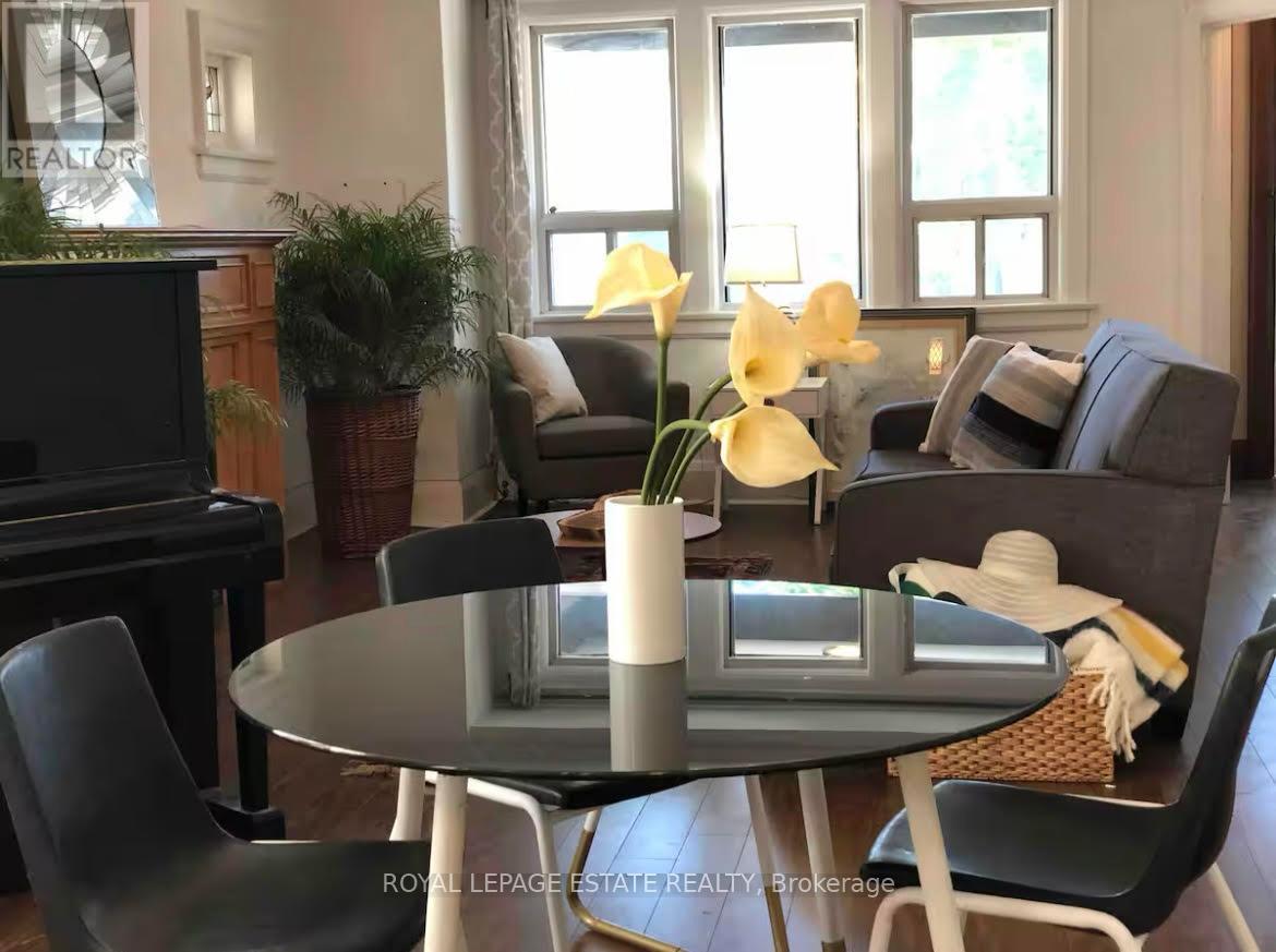 Upper - 62 Scarboro Beach Boulevard, Toronto, ON - Indoor