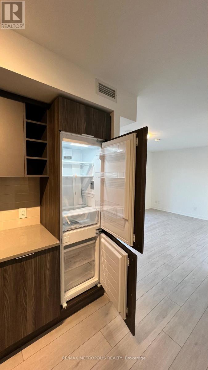 2109 - 2033 Kennedy Road, Toronto, ON - Indoor Photo Showing Other Room