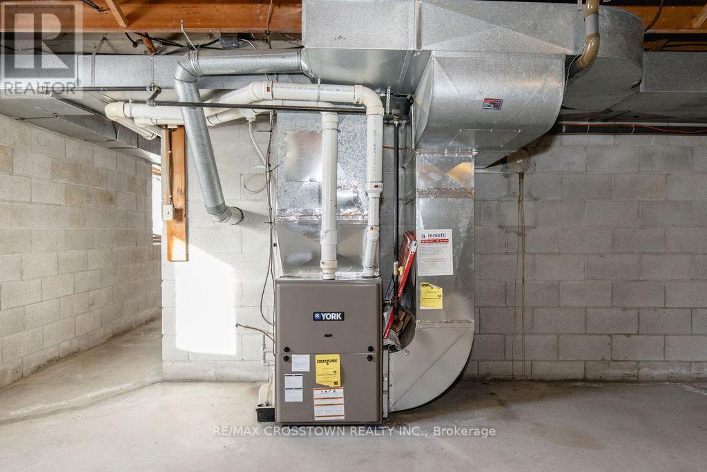 12036 County Rd 27, Springwater, ON - Indoor Photo Showing Basement