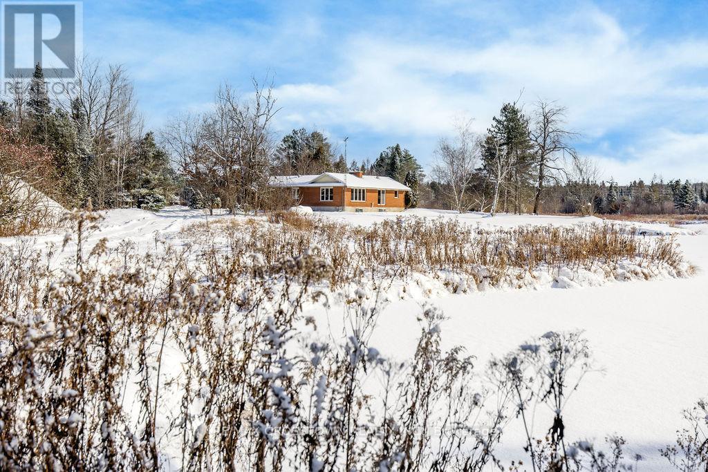 12036 County Rd 27, Springwater, ON - Outdoor With View