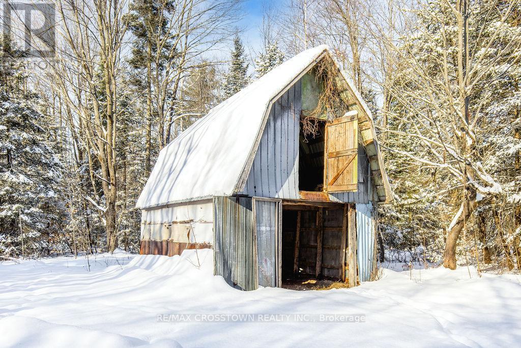 12036 County Rd 27, Springwater, ON - Outdoor