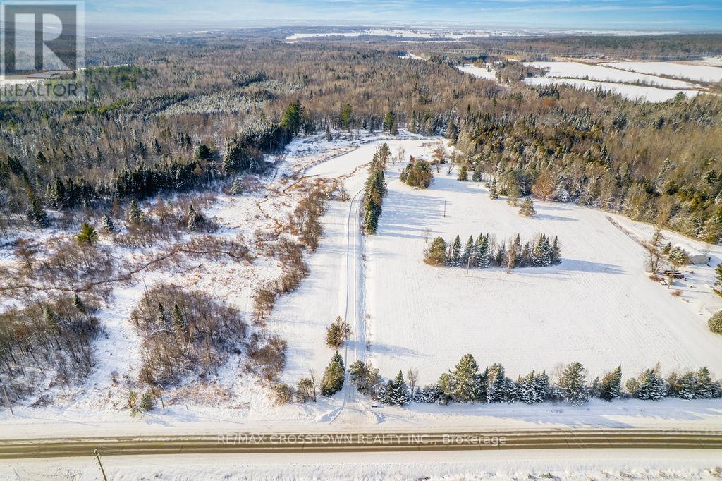 12036 County Rd 27, Springwater, ON - Outdoor With View