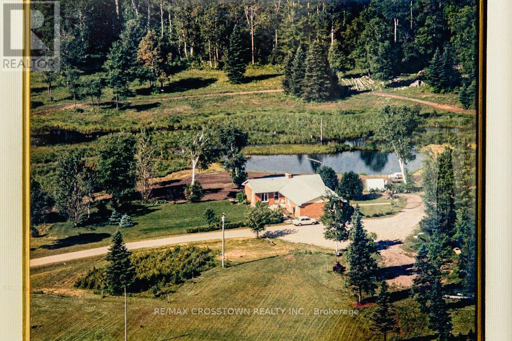 12036 County Rd 27, Springwater, ON - Outdoor With View