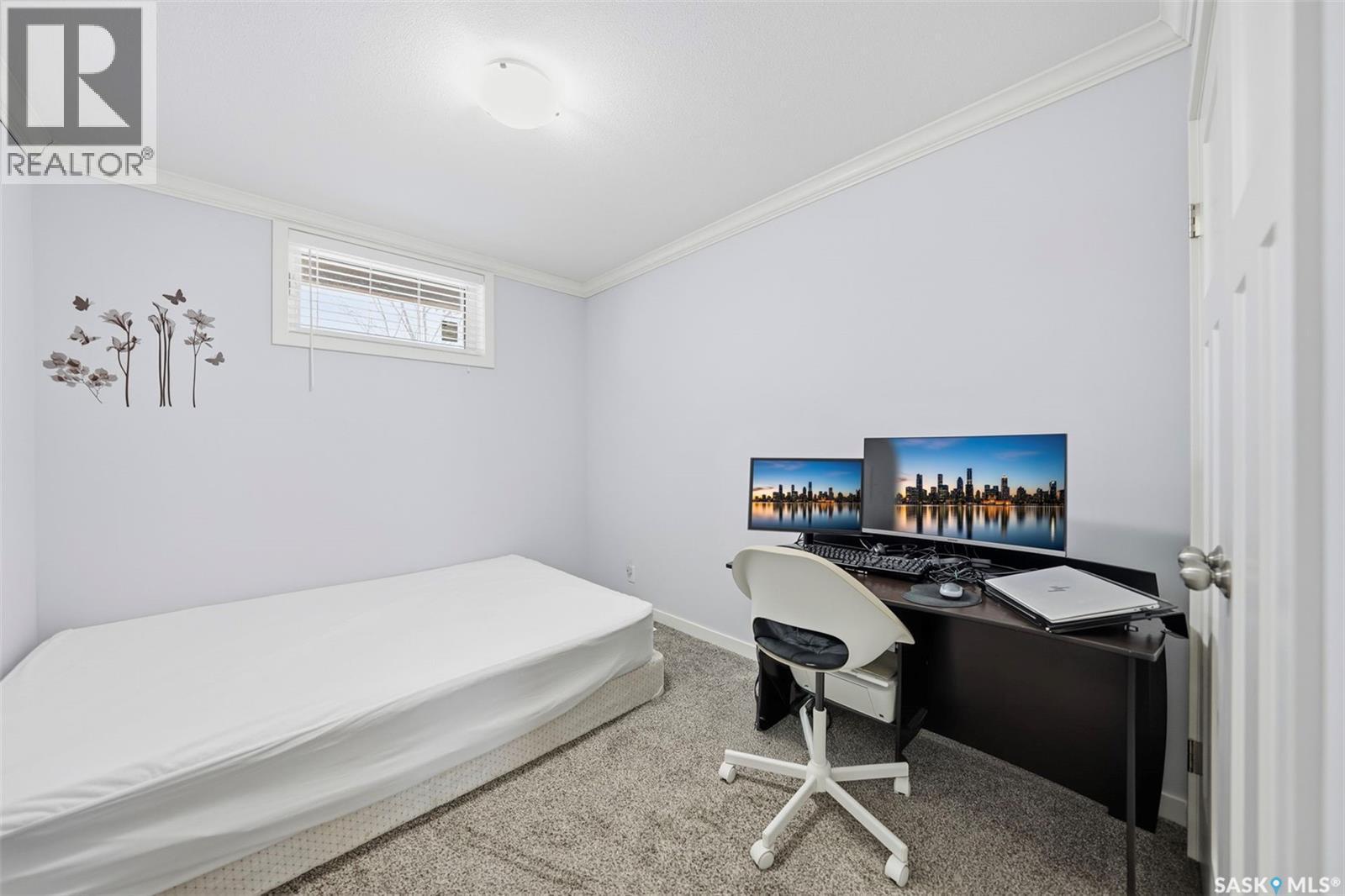 329 320 Cornish Road, Saskatoon, SK - Indoor Photo Showing Office