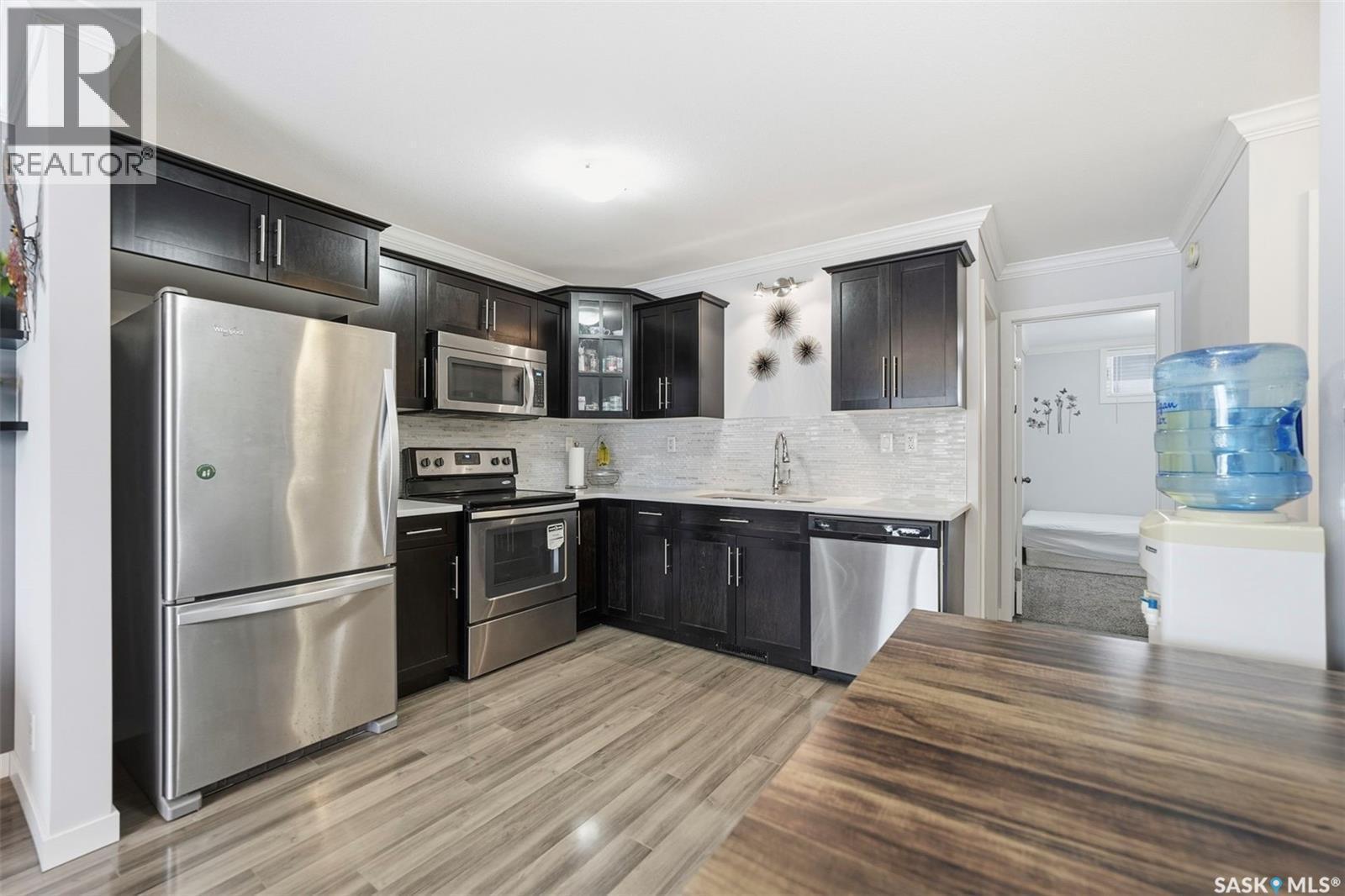 329 320 Cornish Road, Saskatoon, SK - Indoor Photo Showing Kitchen With Stainless Steel Kitchen