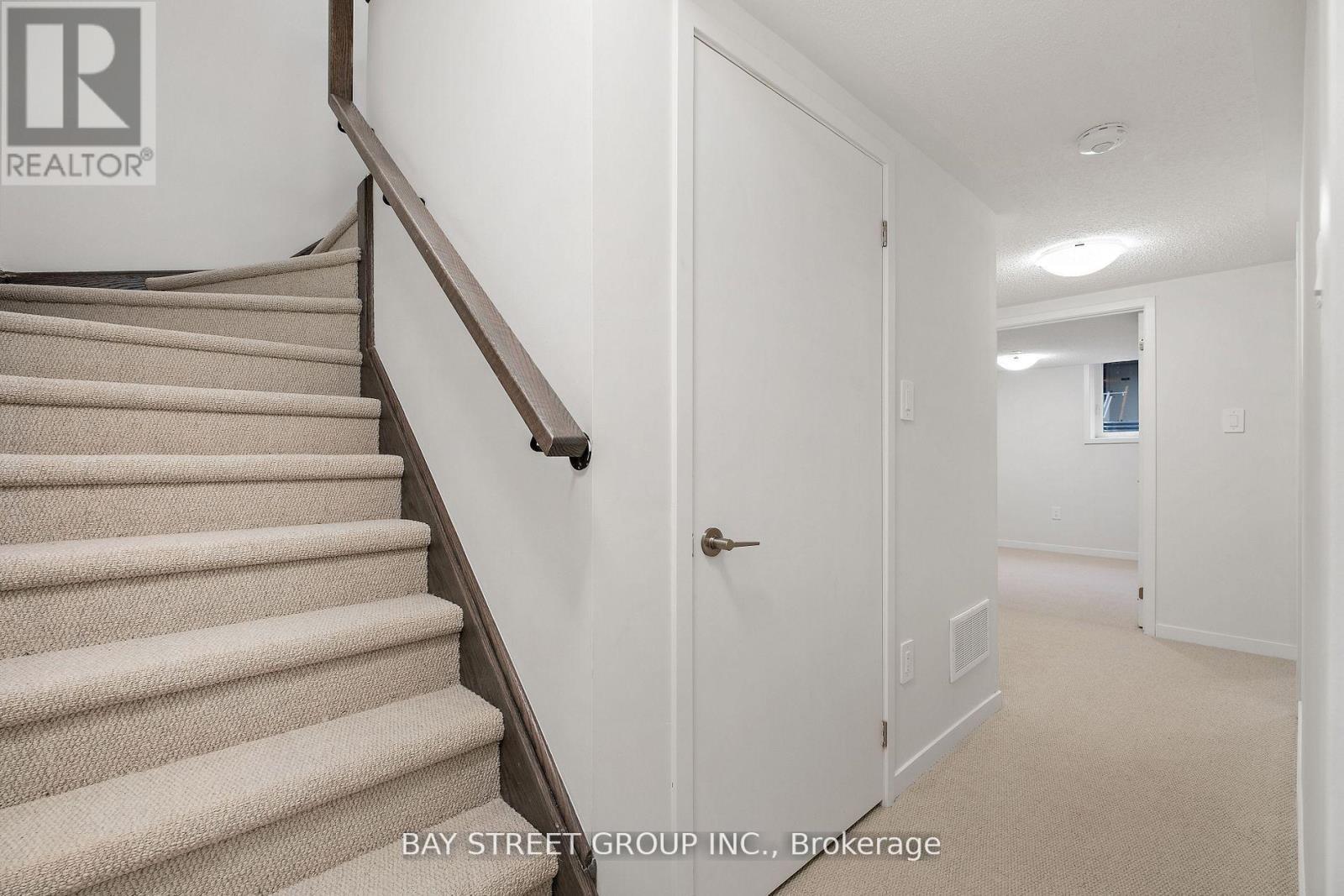 57 - 31 Honeycrisp Crescent, Vaughan, ON - Indoor Photo Showing Other Room