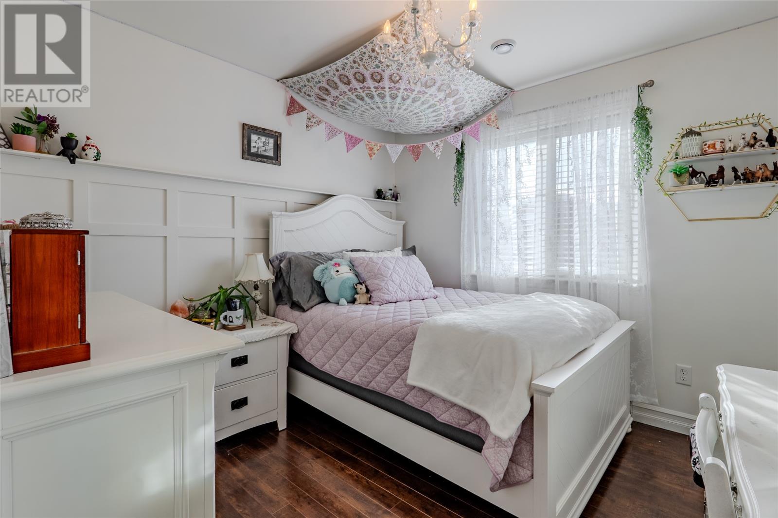 49 Magee Drive, Paradise, NL - Indoor Photo Showing Bedroom
