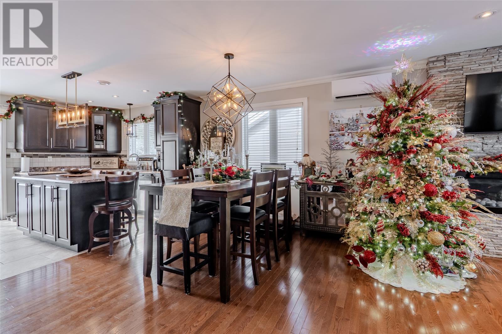 49 Magee Drive, Paradise, NL - Indoor Photo Showing Dining Room