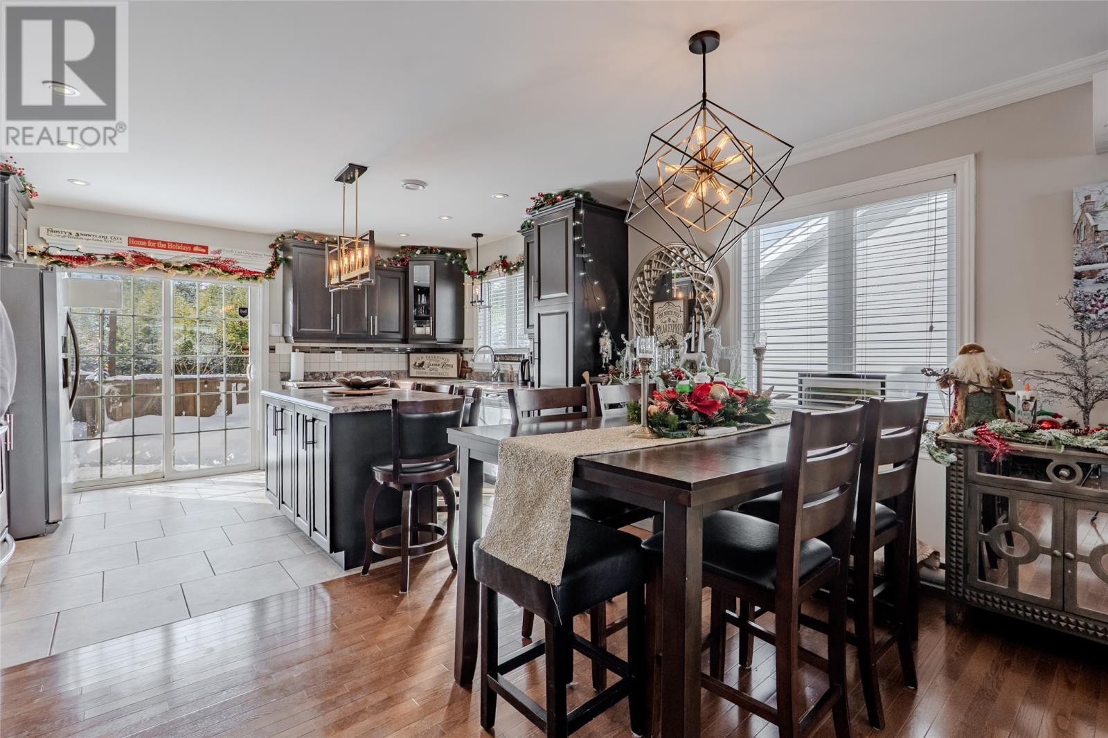 49 Magee Drive, Paradise, NL - Indoor Photo Showing Dining Room