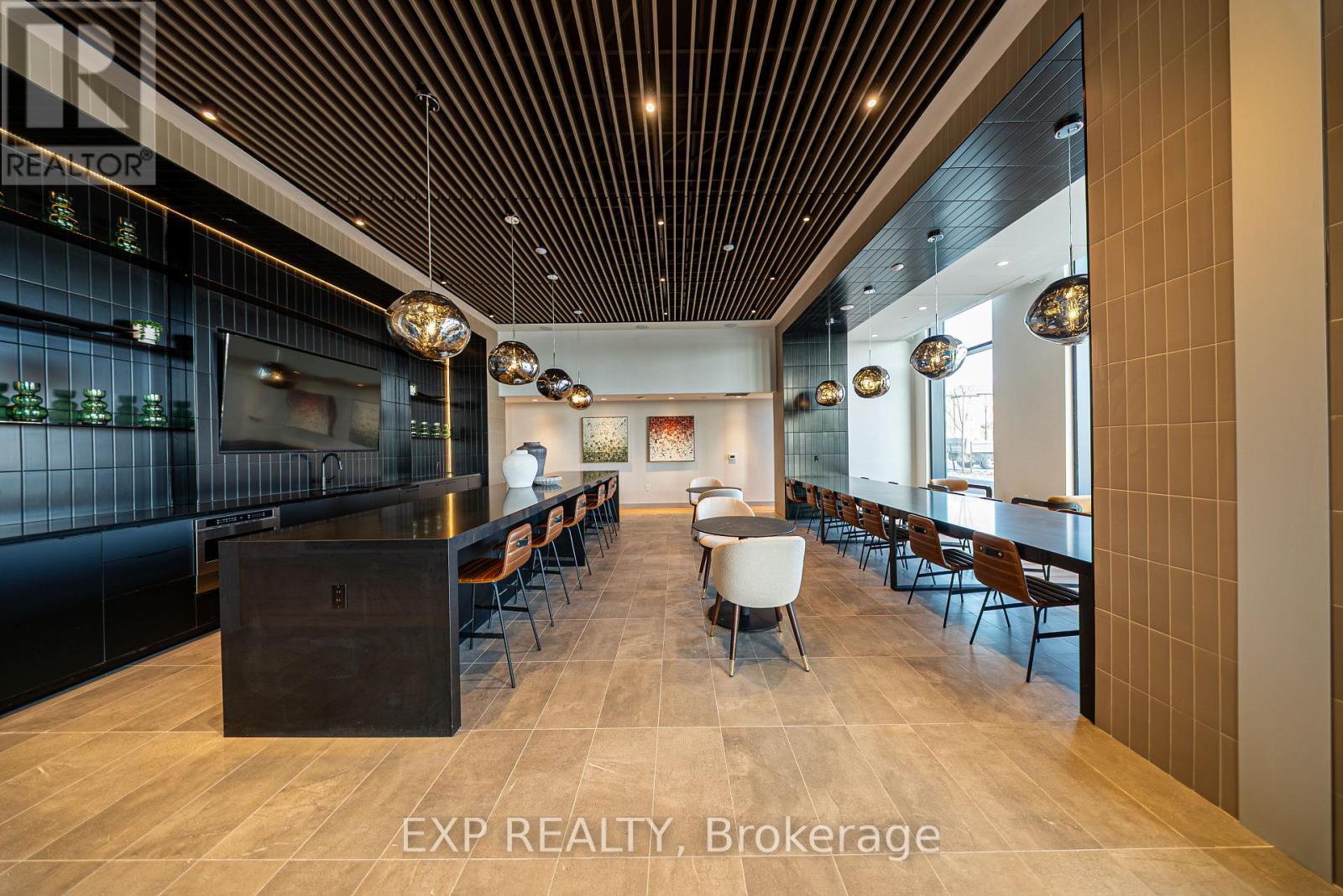 Coffee Bar - 526 - 15 Skyridge Drive, Brampton, ON - Photo Showing Other Room