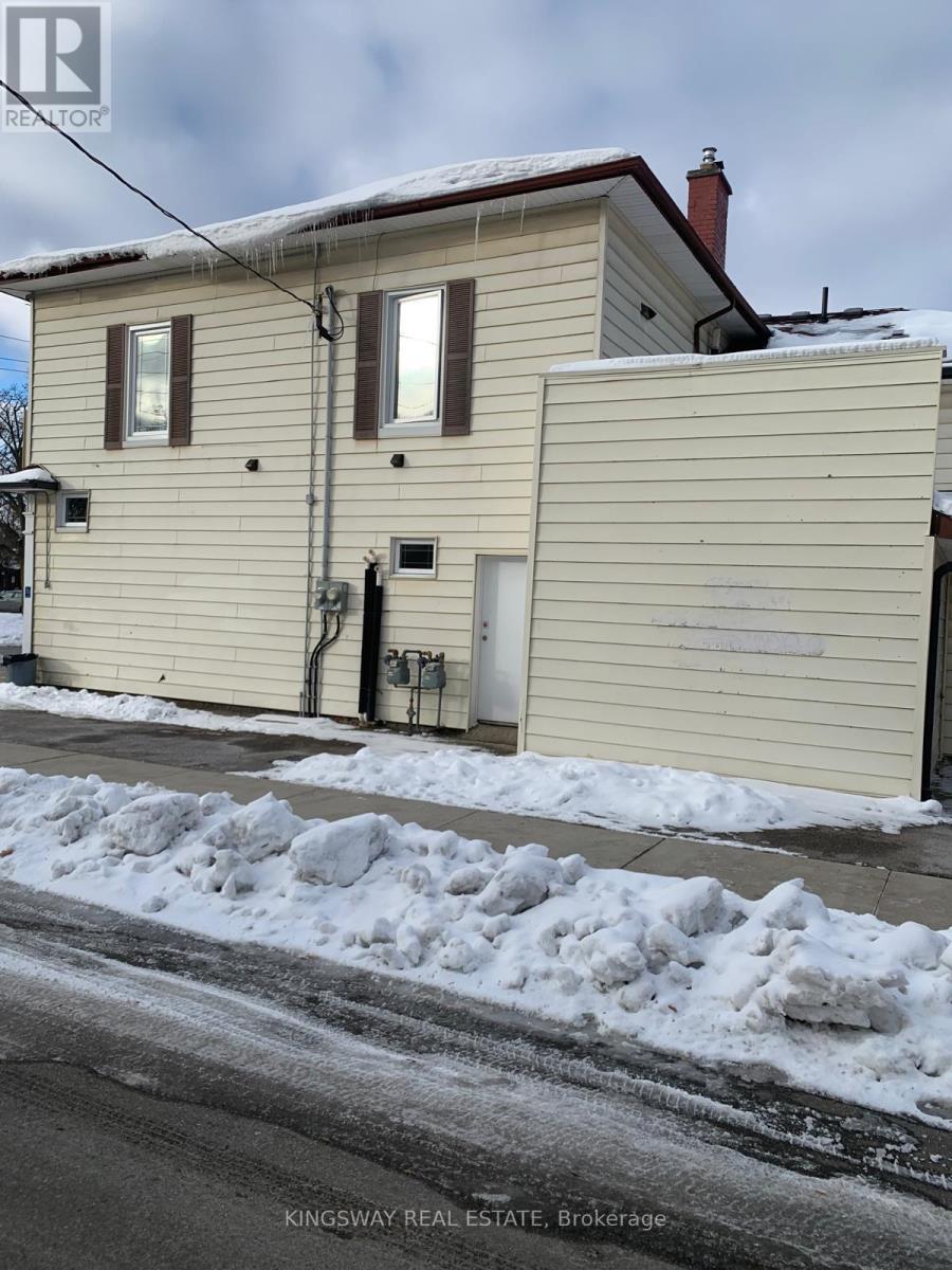 172 Main Street, Cambridge, ON