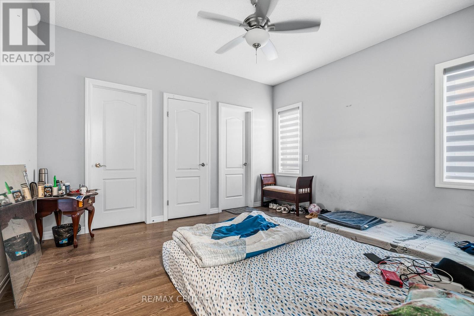 1999 Maddex Way, London North (North B), ON - Indoor Photo Showing Bedroom