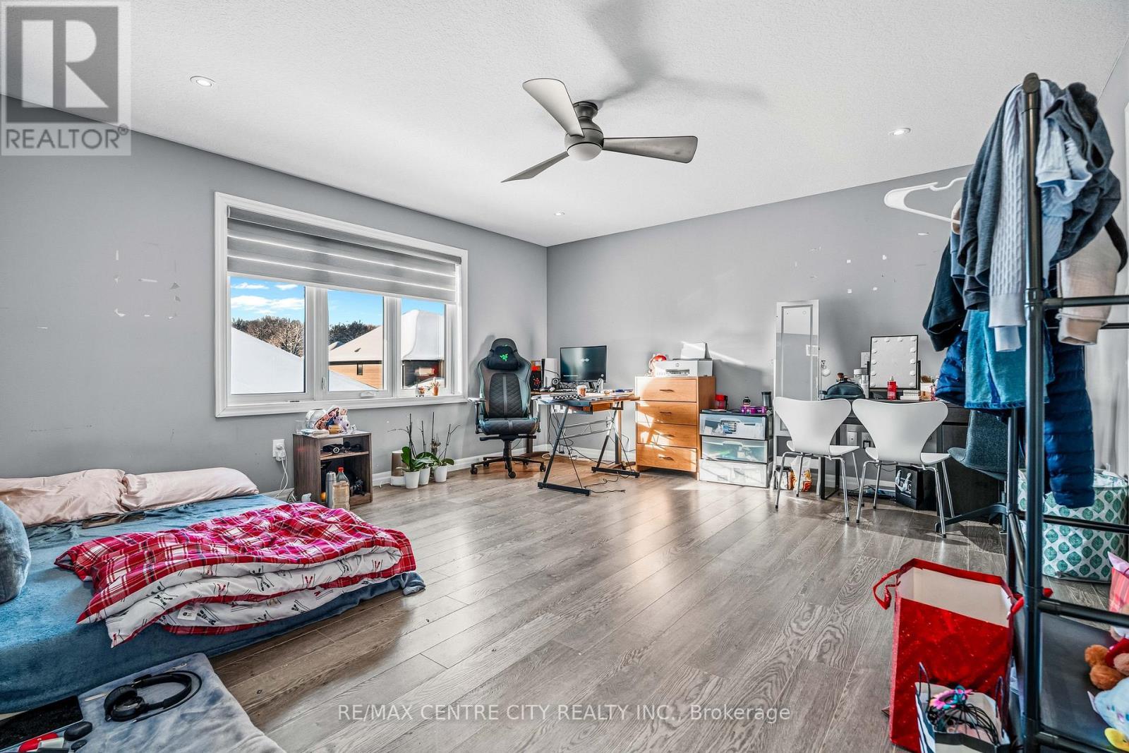 1999 Maddex Way, London North (North B), ON - Indoor Photo Showing Other Room