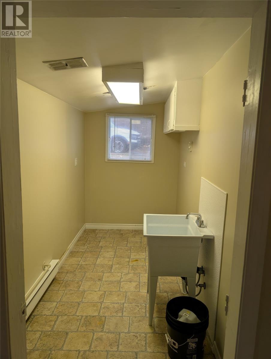 1303 Main Road, Dunville, NL - Indoor