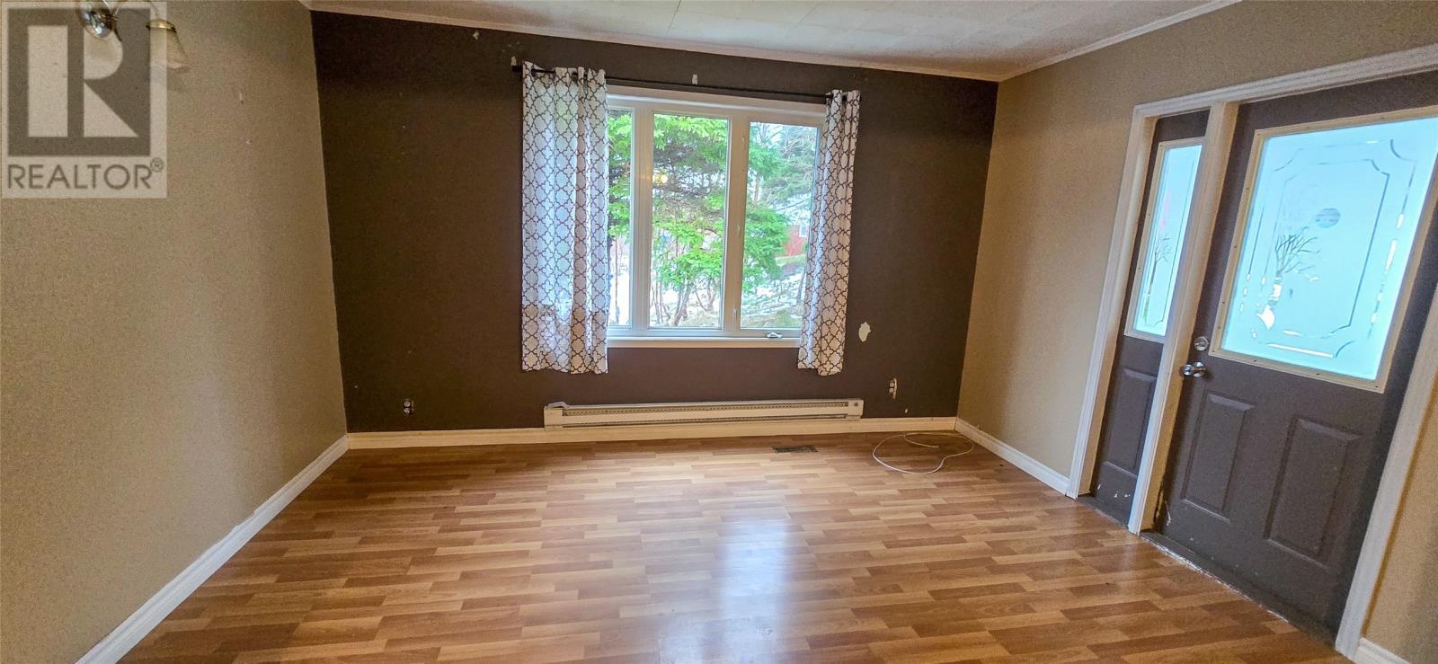 24 Drake'S Road, Lawn, NL - Indoor Photo Showing Other Room