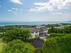 10 Rue des Cèdres La Malbaie, QC G5A 2R7