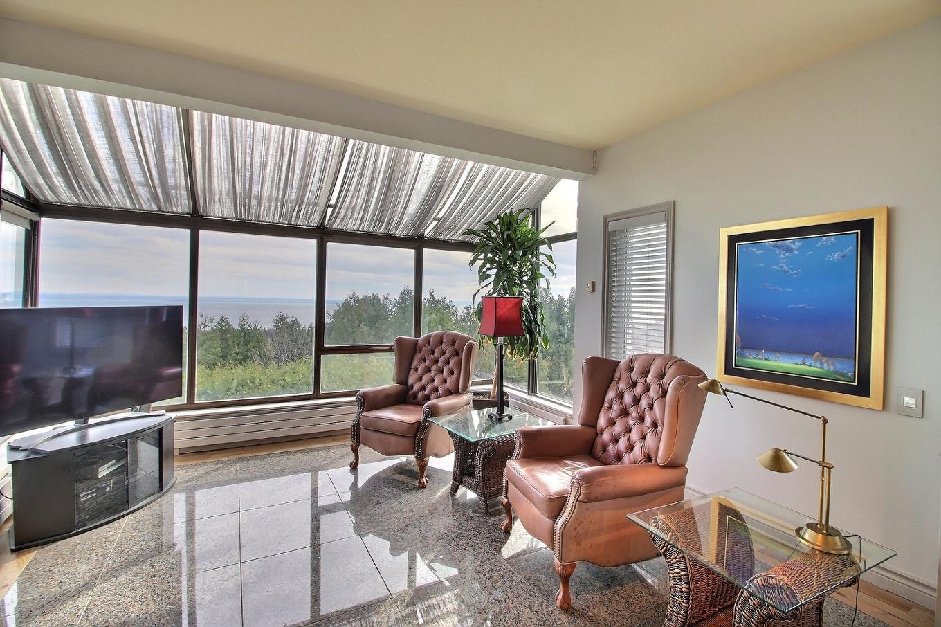 Véranda - 10 Rue Des Cèdres, La Malbaie, QC - Indoor