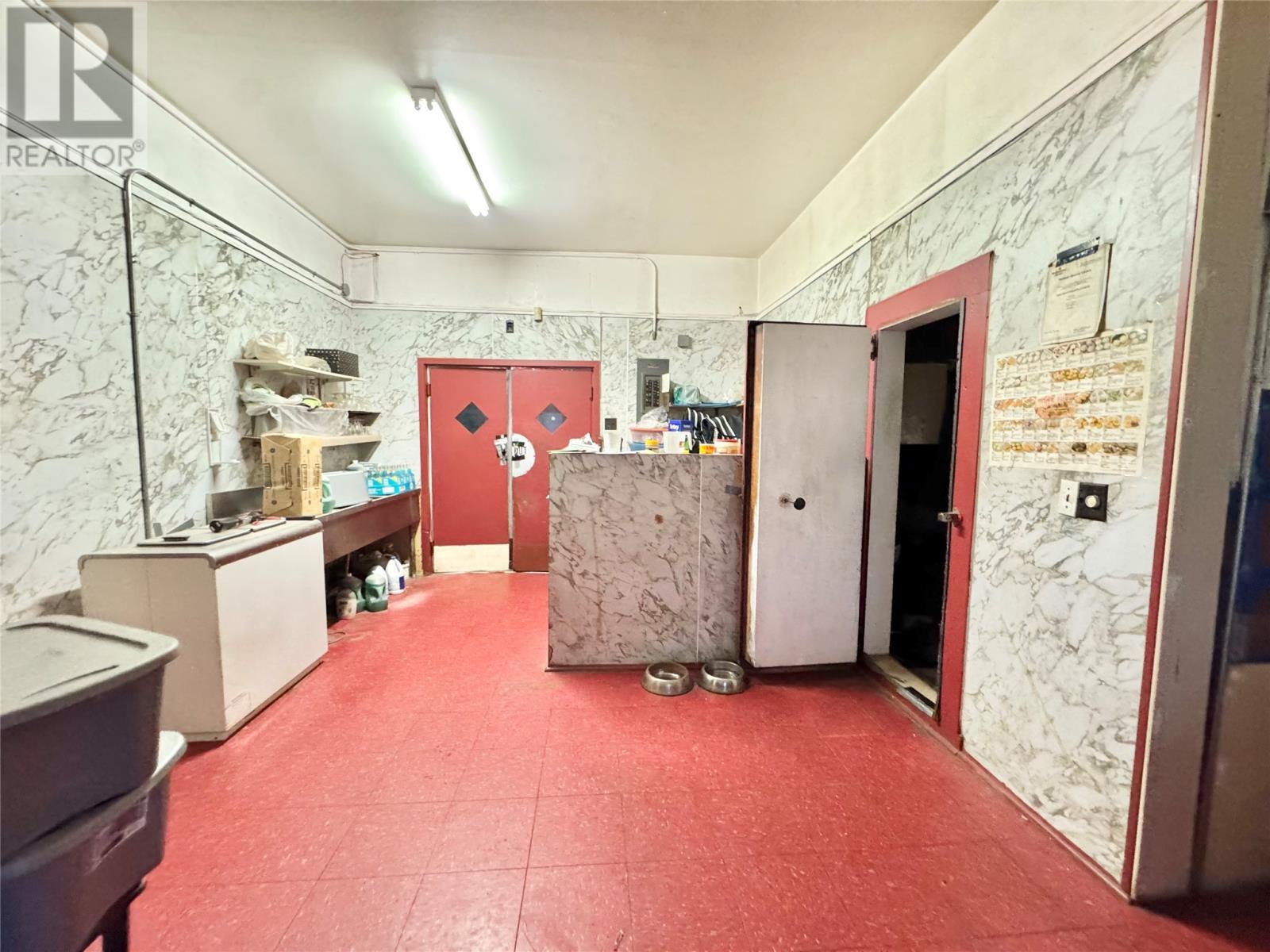 22 Lincoln Road, Grand Falls-Windsor, NL