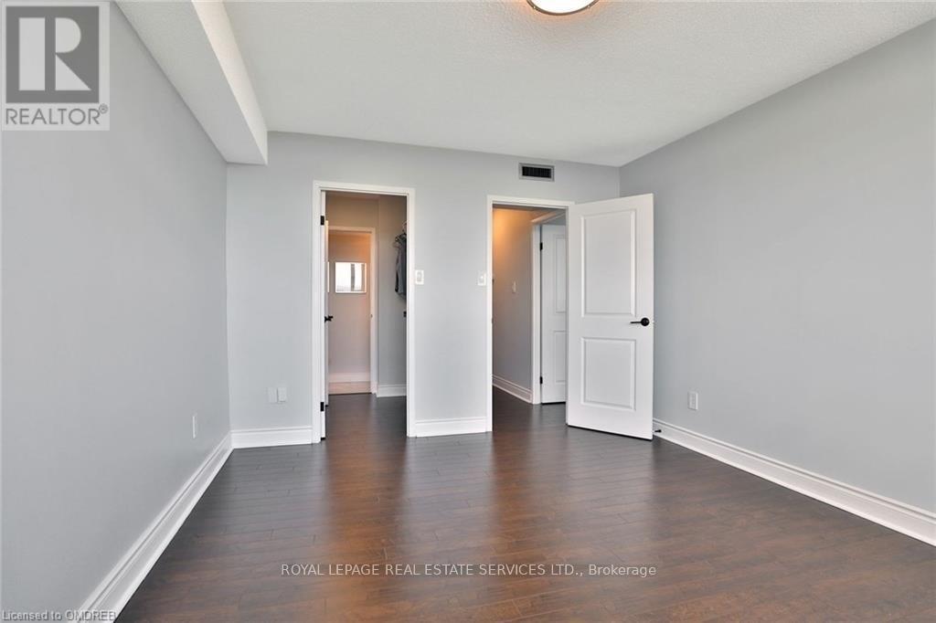 1001 - 1359 White Oaks Boulevard, Oakville, ON - Indoor Photo Showing Other Room