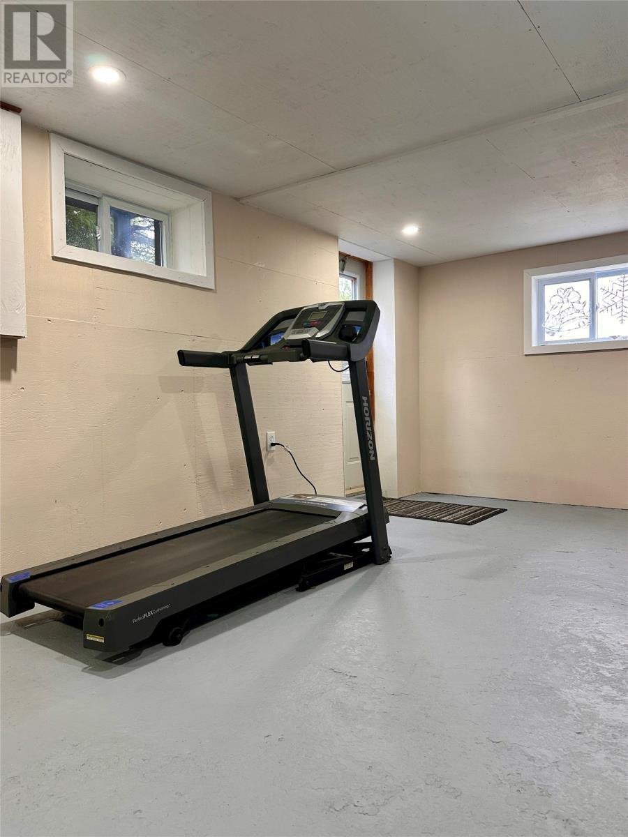 88 Main Road, Lewins Cove, NL - Indoor Photo Showing Gym Room