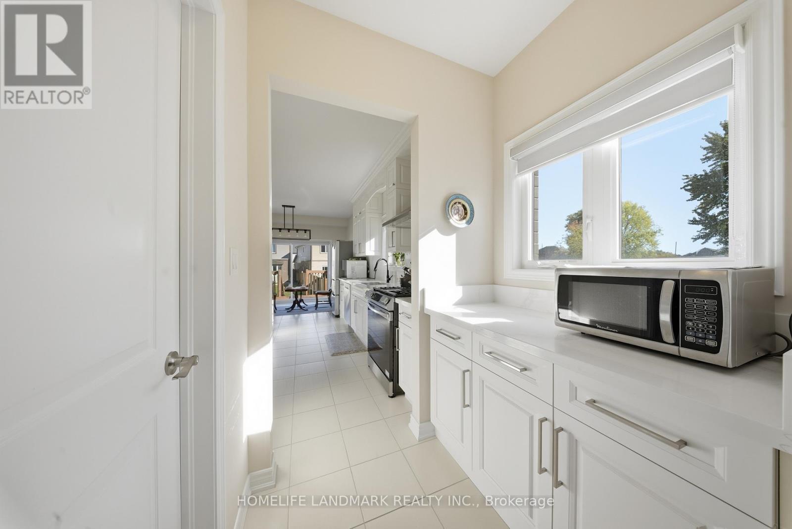 49 Monarch Street, Welland, ON - Indoor Photo Showing Other Room