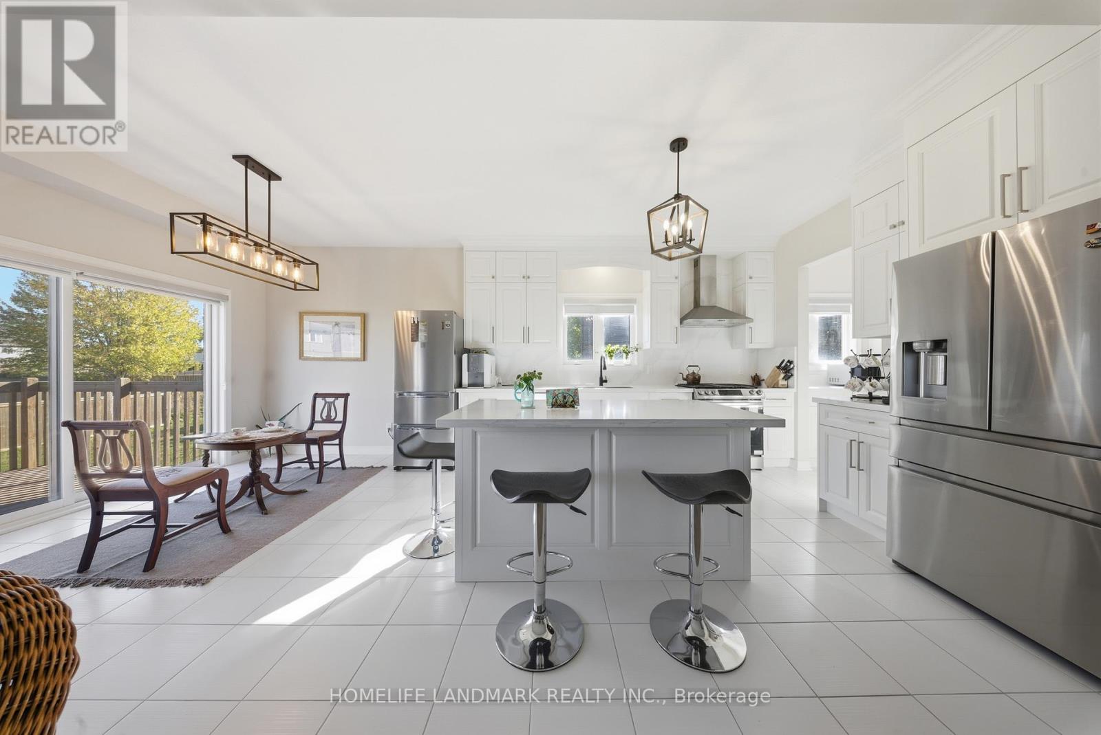 49 Monarch Street, Welland, ON - Indoor Photo Showing Other Room