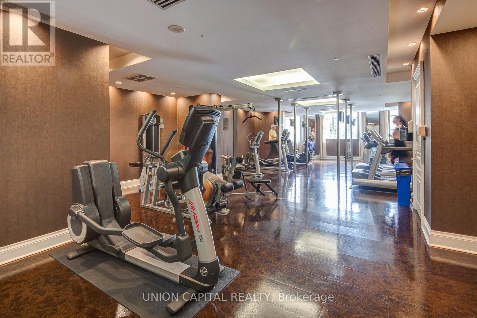 2509 - 15 Greenview Avenue, Toronto, ON - Indoor Photo Showing Gym Room