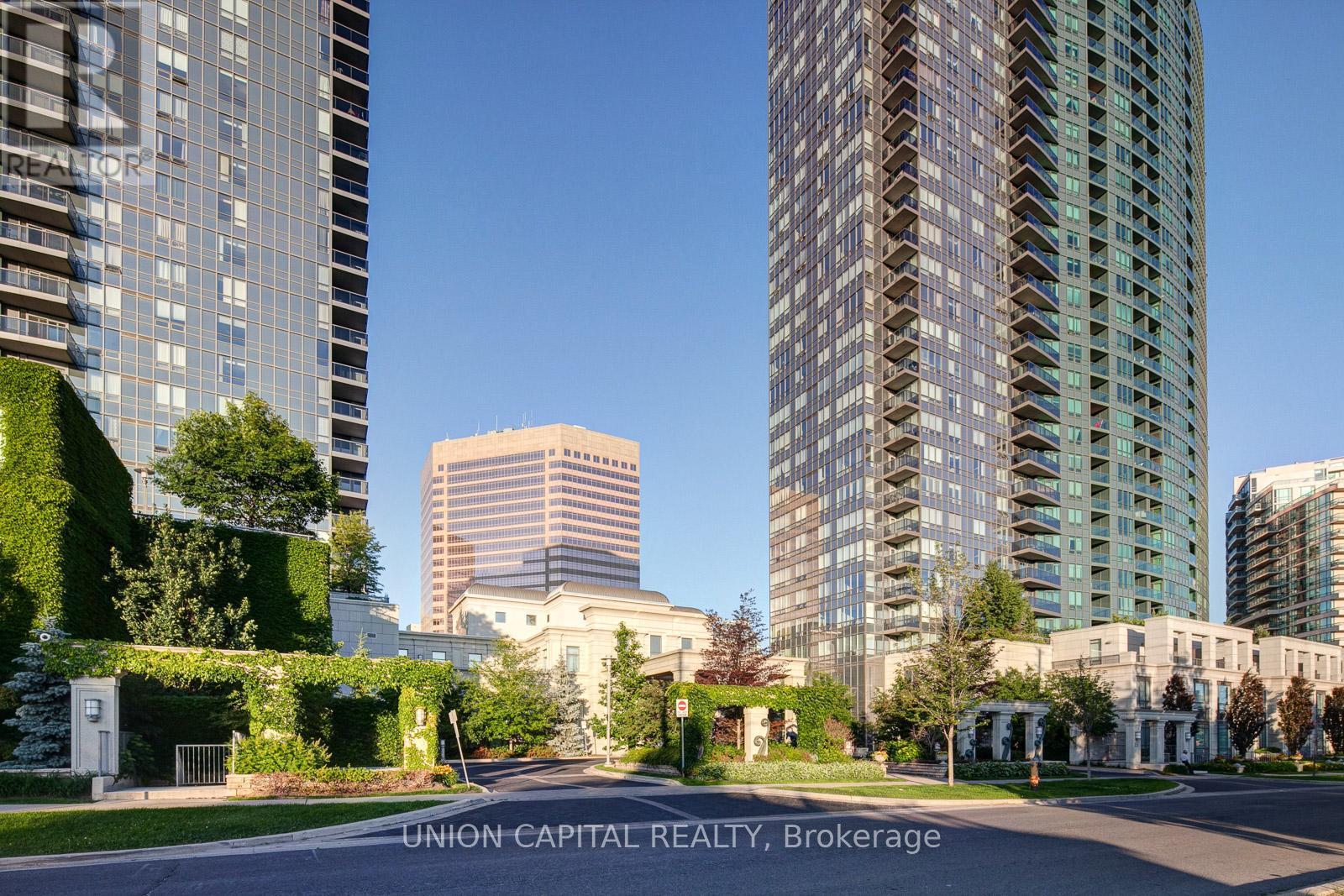 2509 - 15 Greenview Avenue, Toronto, ON - Outdoor With Facade