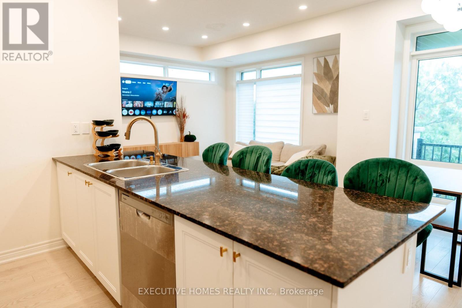 51 - 402 Salem Road, Ajax, ON - Indoor Photo Showing Kitchen With Double Sink
