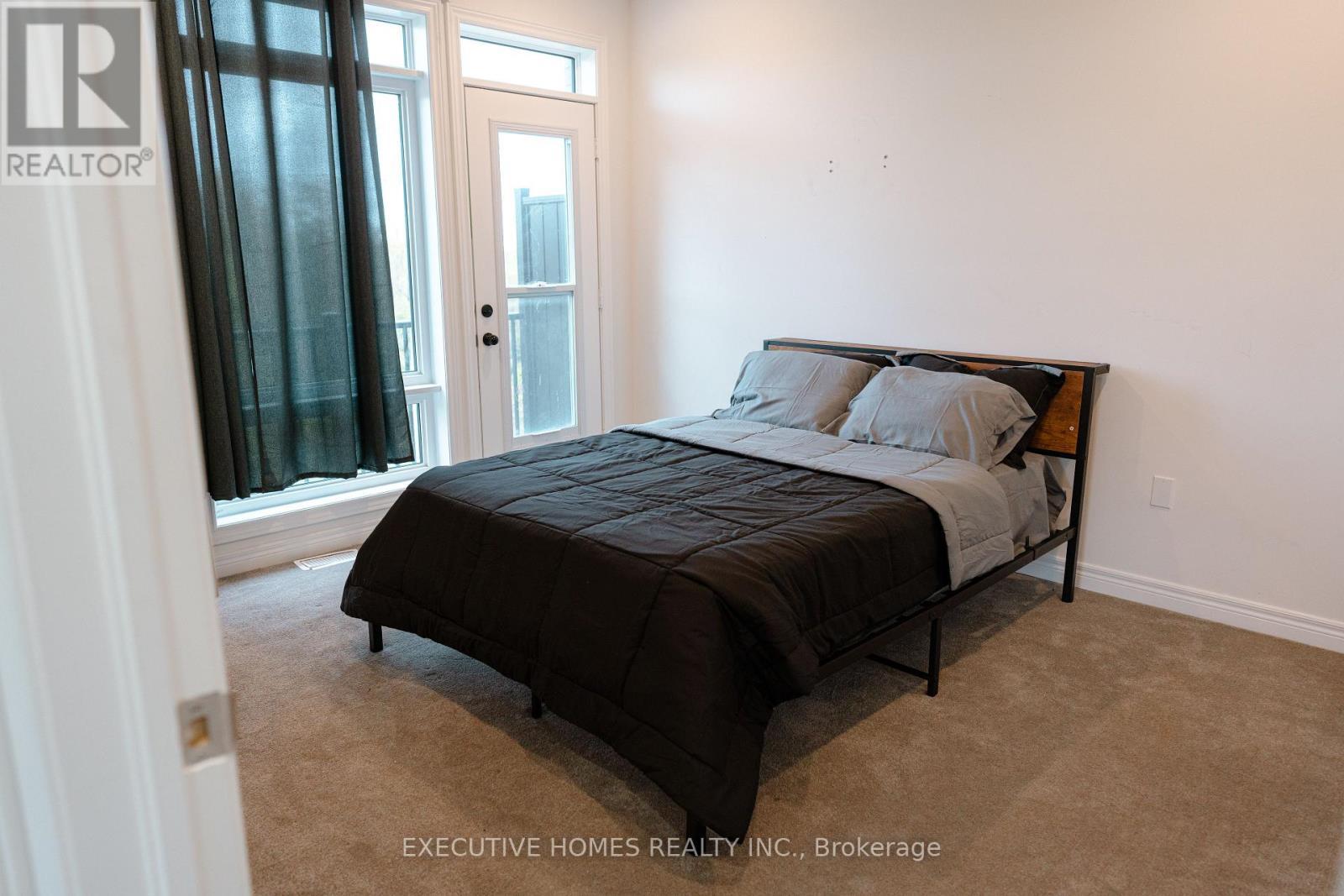 51 - 402 Salem Road, Ajax, ON - Indoor Photo Showing Bedroom