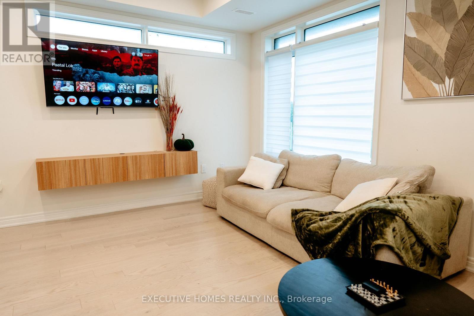 51 - 402 Salem Road, Ajax, ON - Indoor