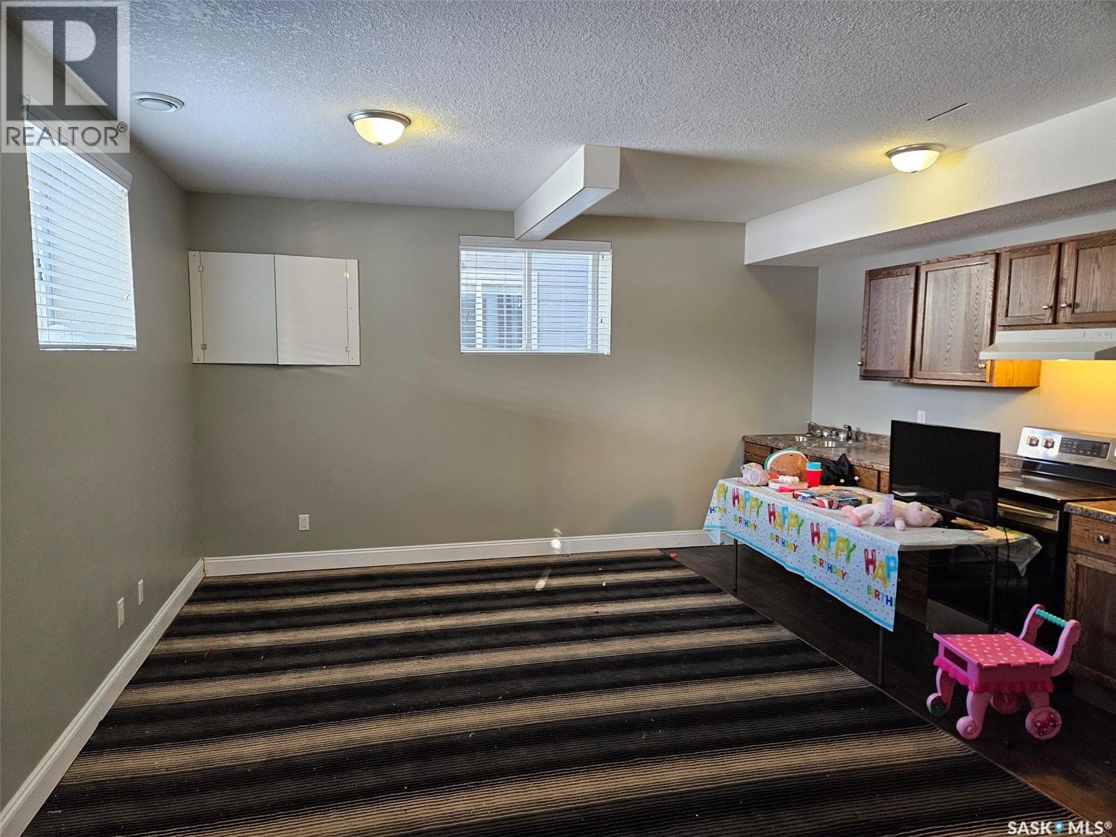 110 Ruckle Road, Carlyle, SK - Indoor Photo Showing Other Room