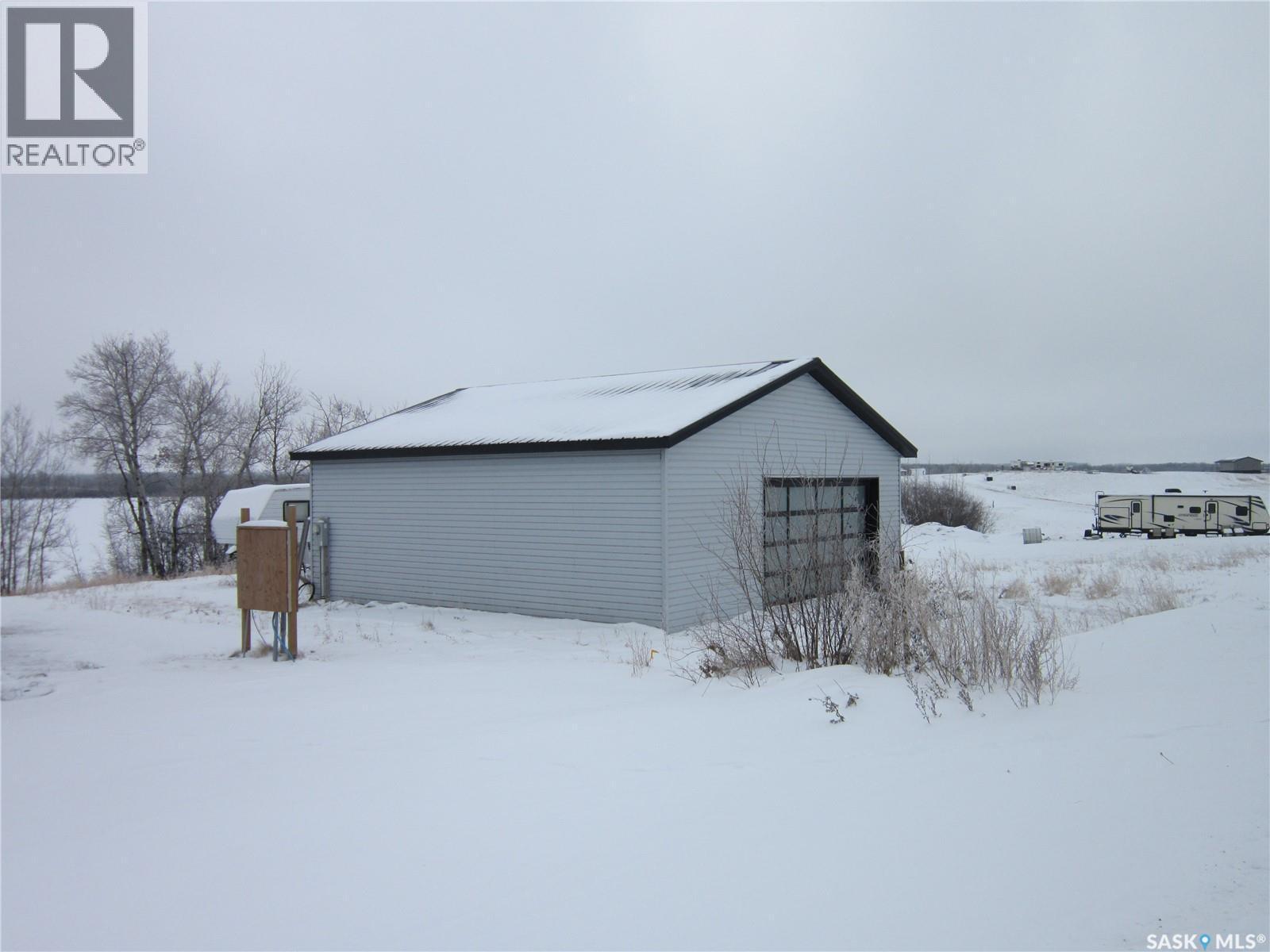 Dixon Lake Waterfront, Invergordon Rm No. 430, SK - Outdoor