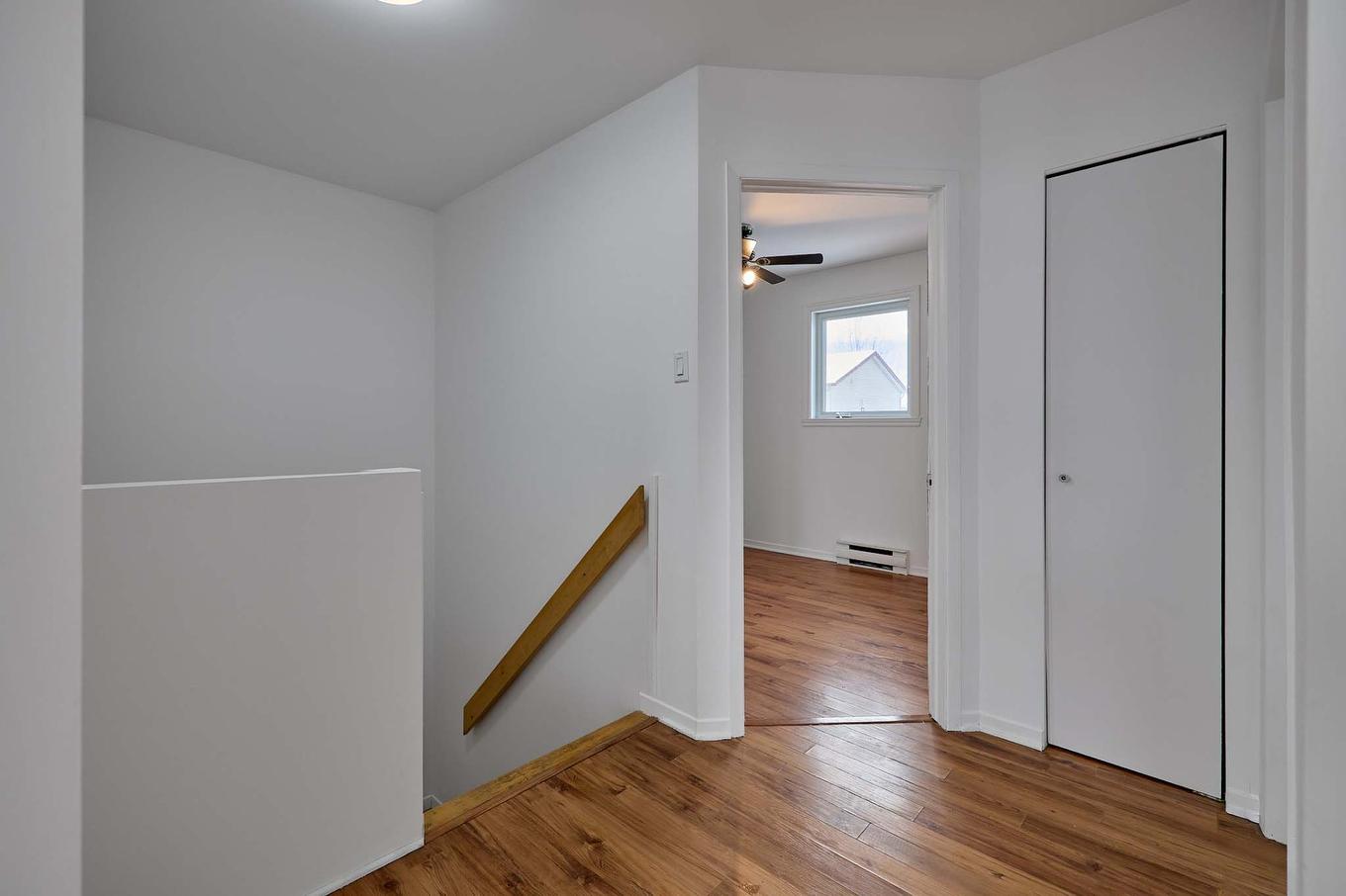 Escalier - 1700 Rue Des Bégonias, Terrebonne (La Plaine), QC - Indoor Photo Showing Other Room