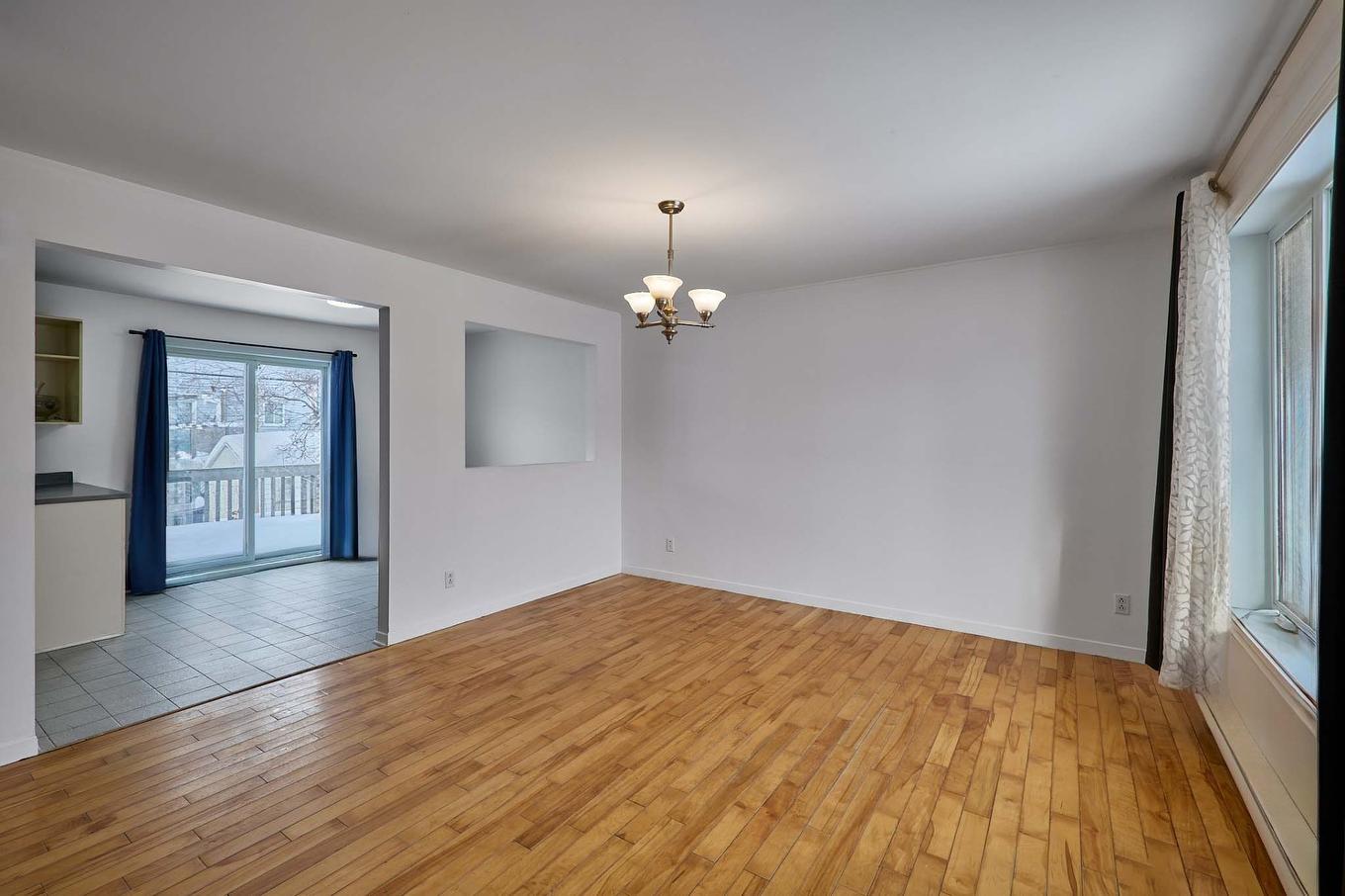 Salon - 1700 Rue Des Bégonias, Terrebonne (La Plaine), QC - Indoor Photo Showing Other Room