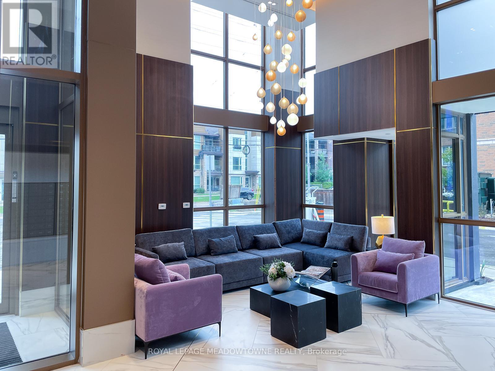 Lounge with Concierge - 201 - 2343 Khalsa Gate, Oakville, ON - Indoor