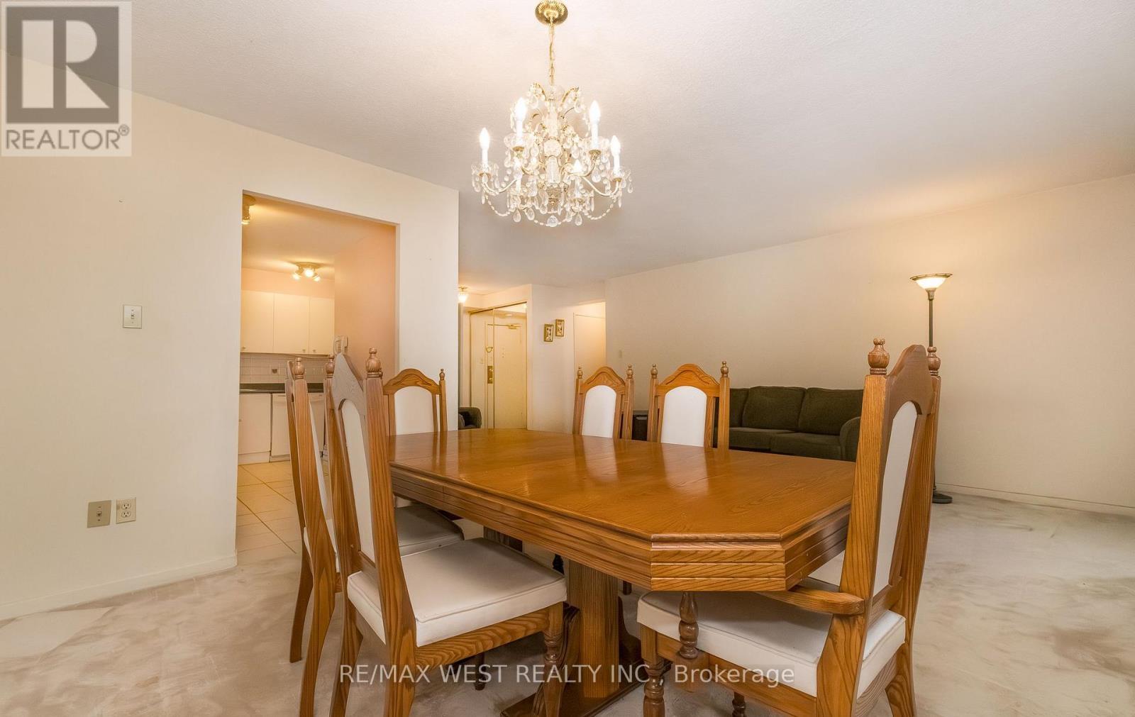 1606 - 75 Emmett Avenue, Toronto, ON - Indoor Photo Showing Dining Room