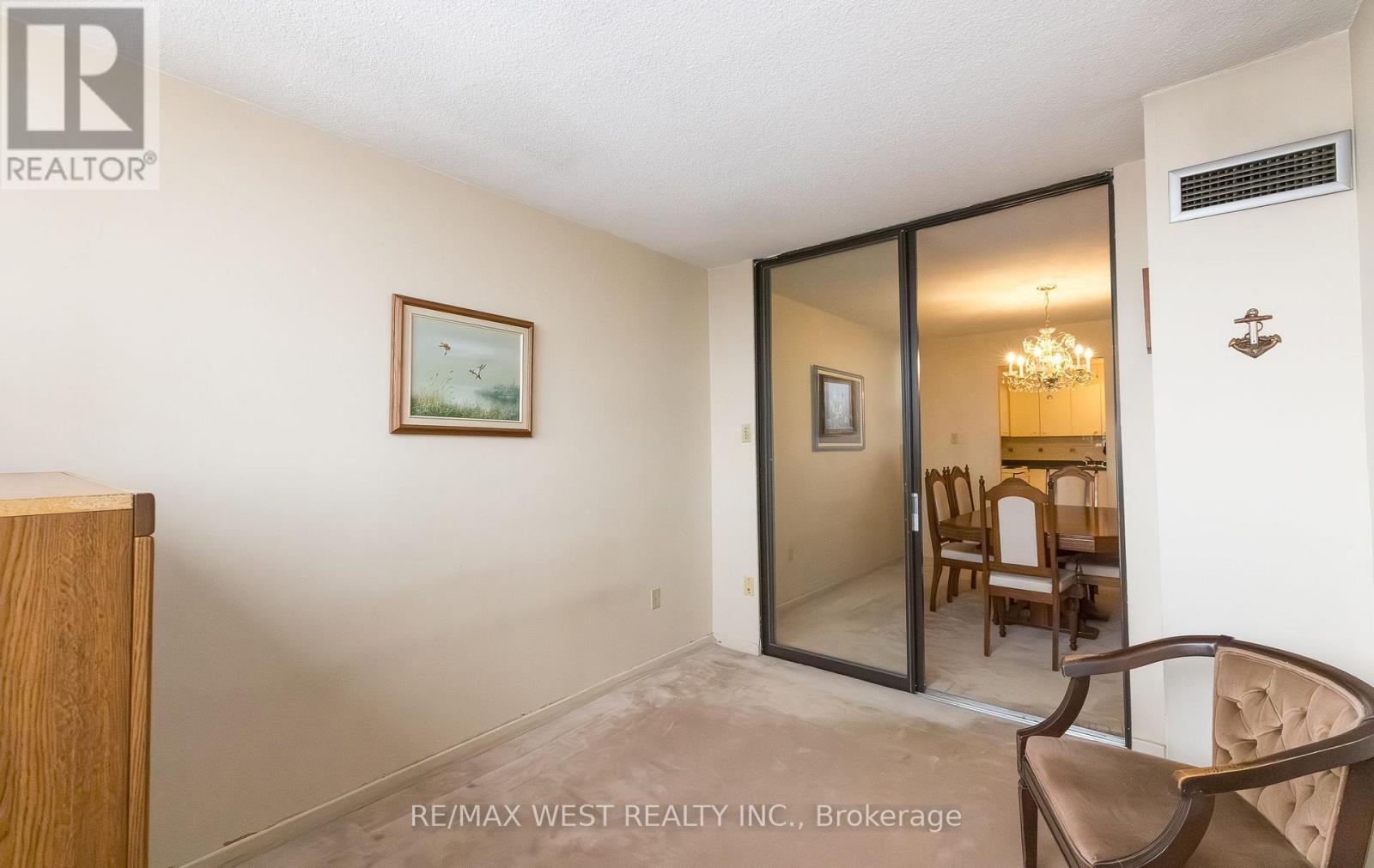 1606 - 75 Emmett Avenue, Toronto, ON - Indoor Photo Showing Other Room