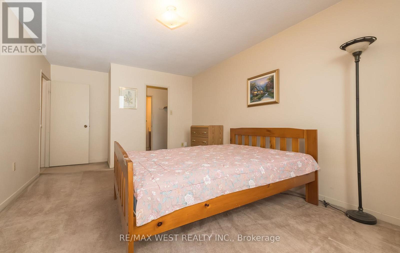 1606 - 75 Emmett Avenue, Toronto, ON - Indoor Photo Showing Bedroom