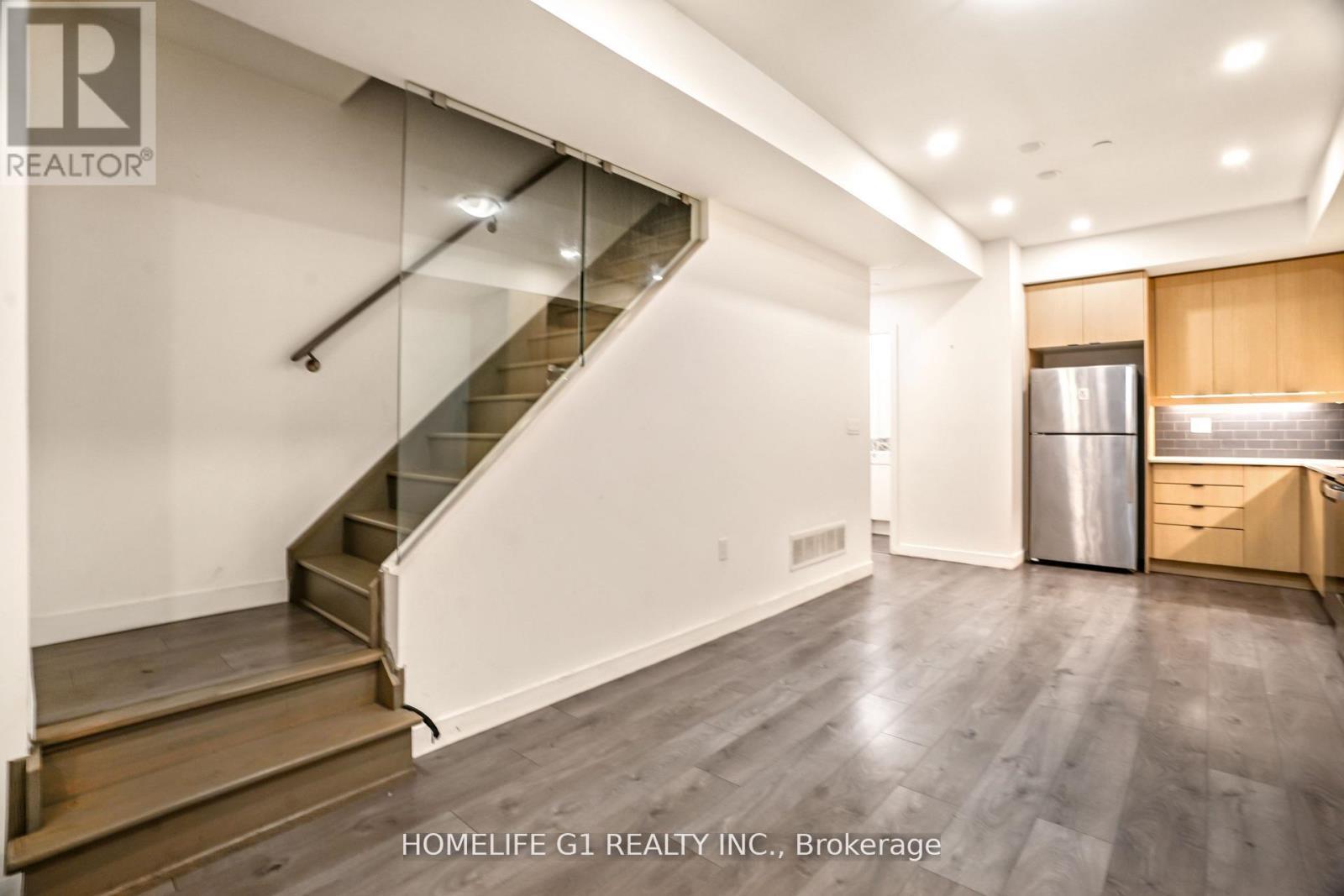 38 - 200 Malta Avenue, Brampton, ON - Indoor