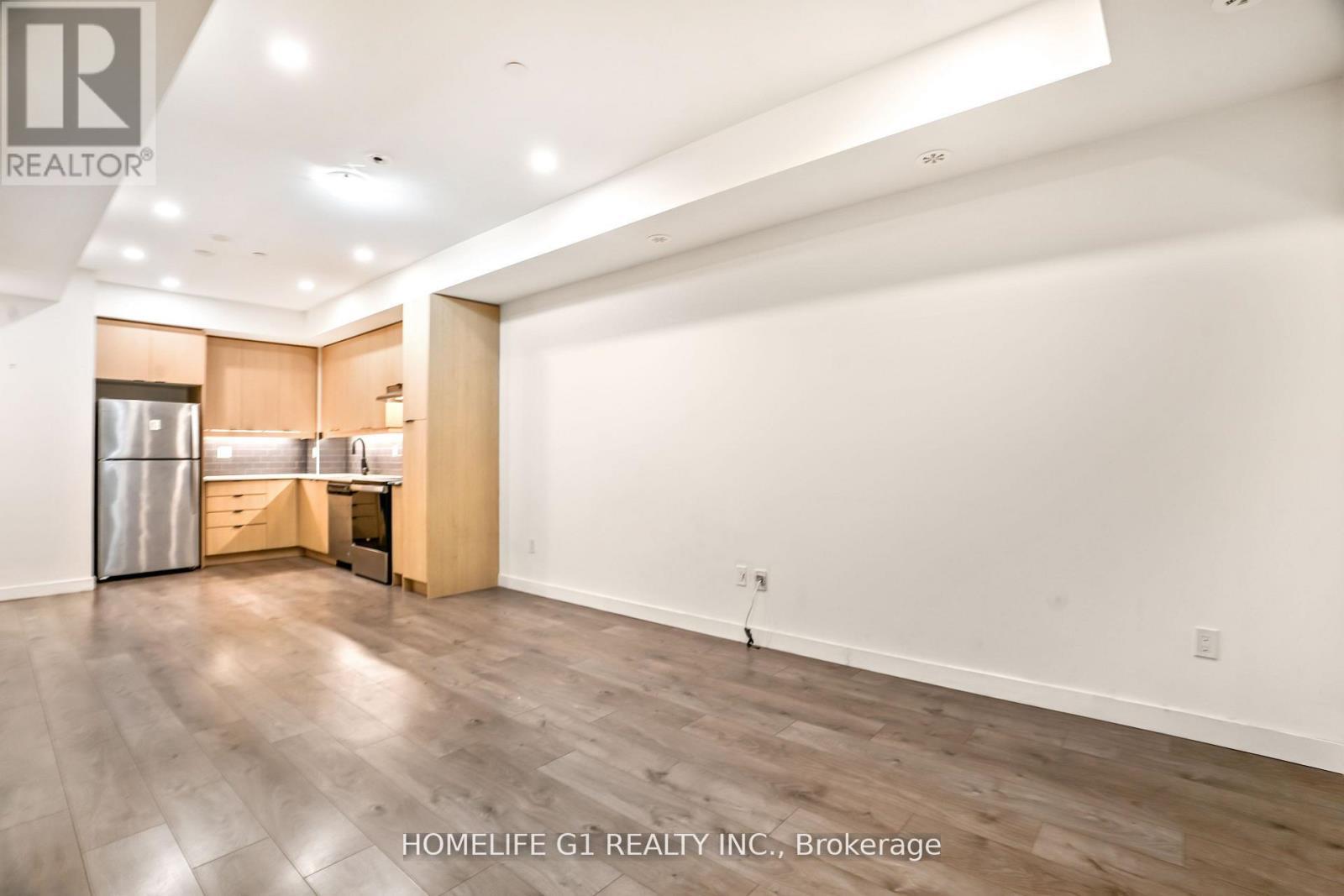 38 - 200 Malta Avenue, Brampton, ON - Indoor