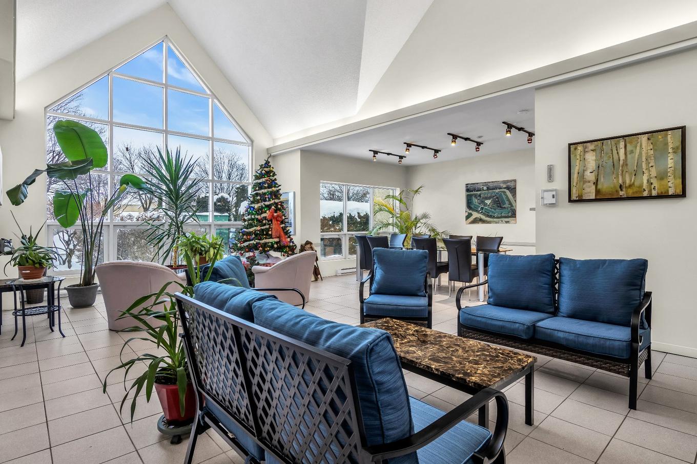 Common room - 123-45 Rue De Courcelle, Repentigny (Repentigny), QC - Indoor Photo Showing Living Room